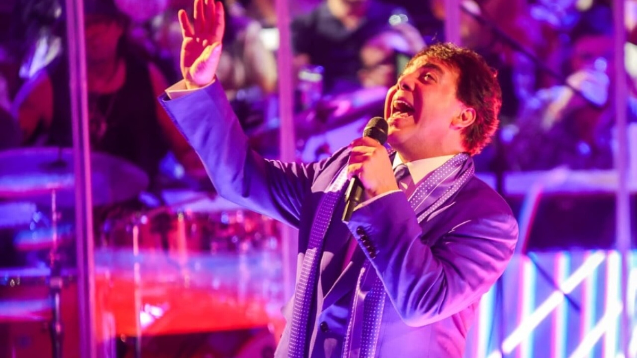 cristian-castro-pepillo (2).jpg