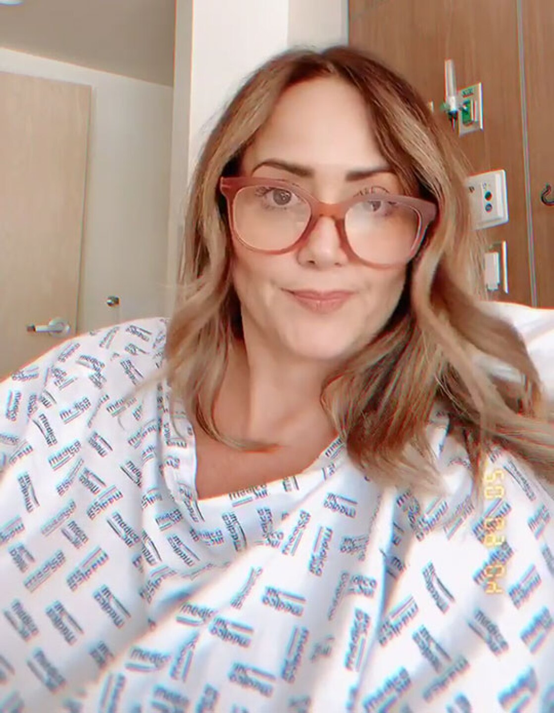 Andrea Legarreta hospital síntomas leves