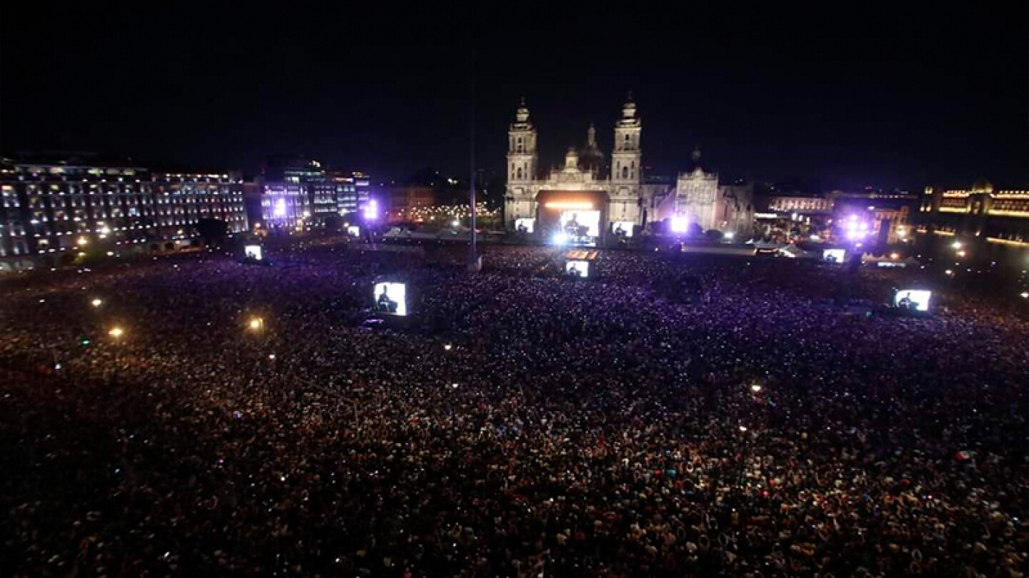 Los Fabulosos Cadillacs récord Zócalo