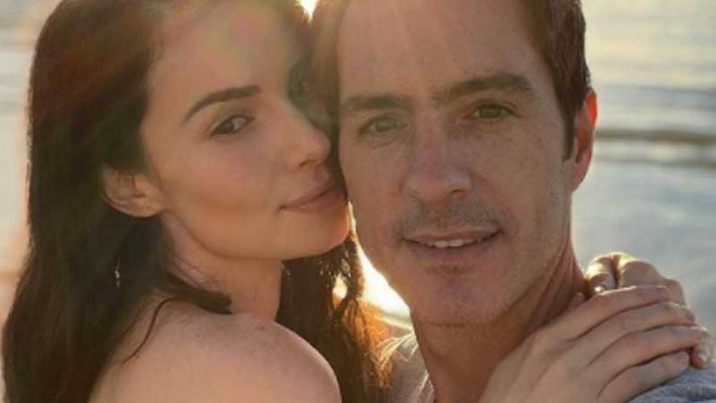 Paulina Burrola adelanta el festejo de cumpleaños a Mauricio Ochmann