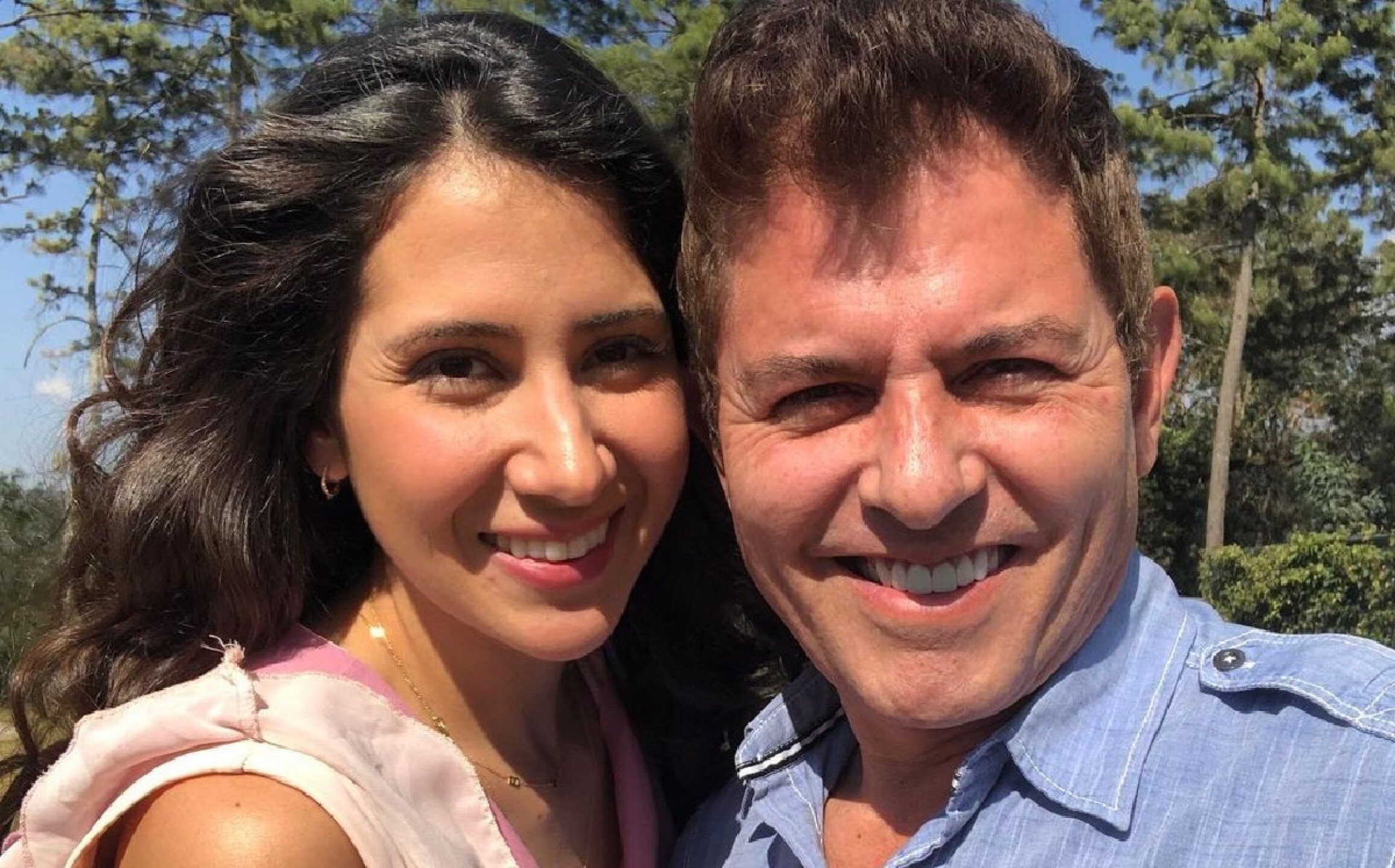 Ernesto Laguardia y su esposa Paty