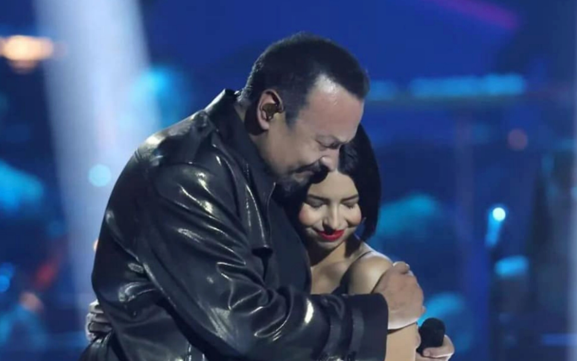 Pepe Aguilar compara a Ángela Aguilar con Dua Lipa