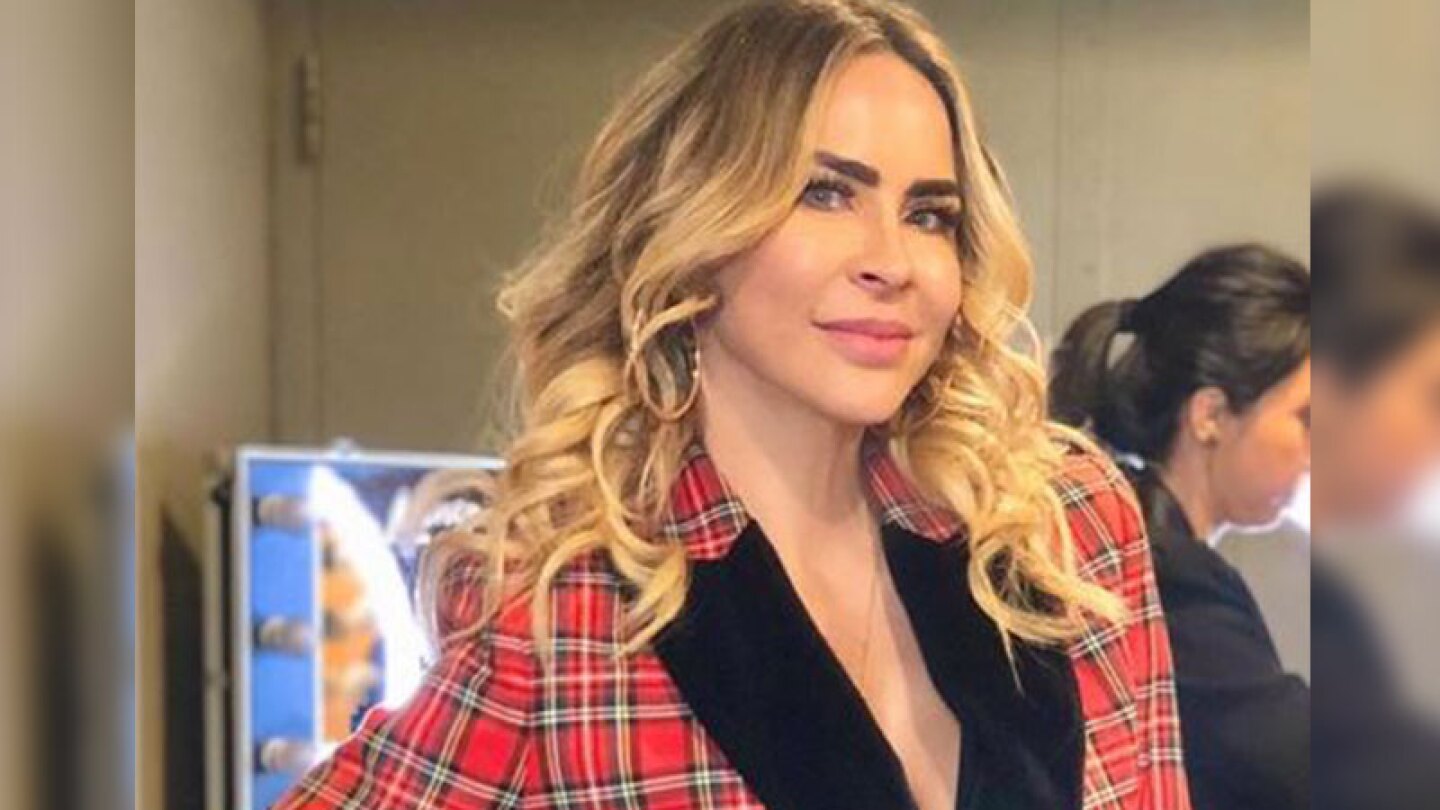 Aylín Mujica y su primogénito parecen hermanos.