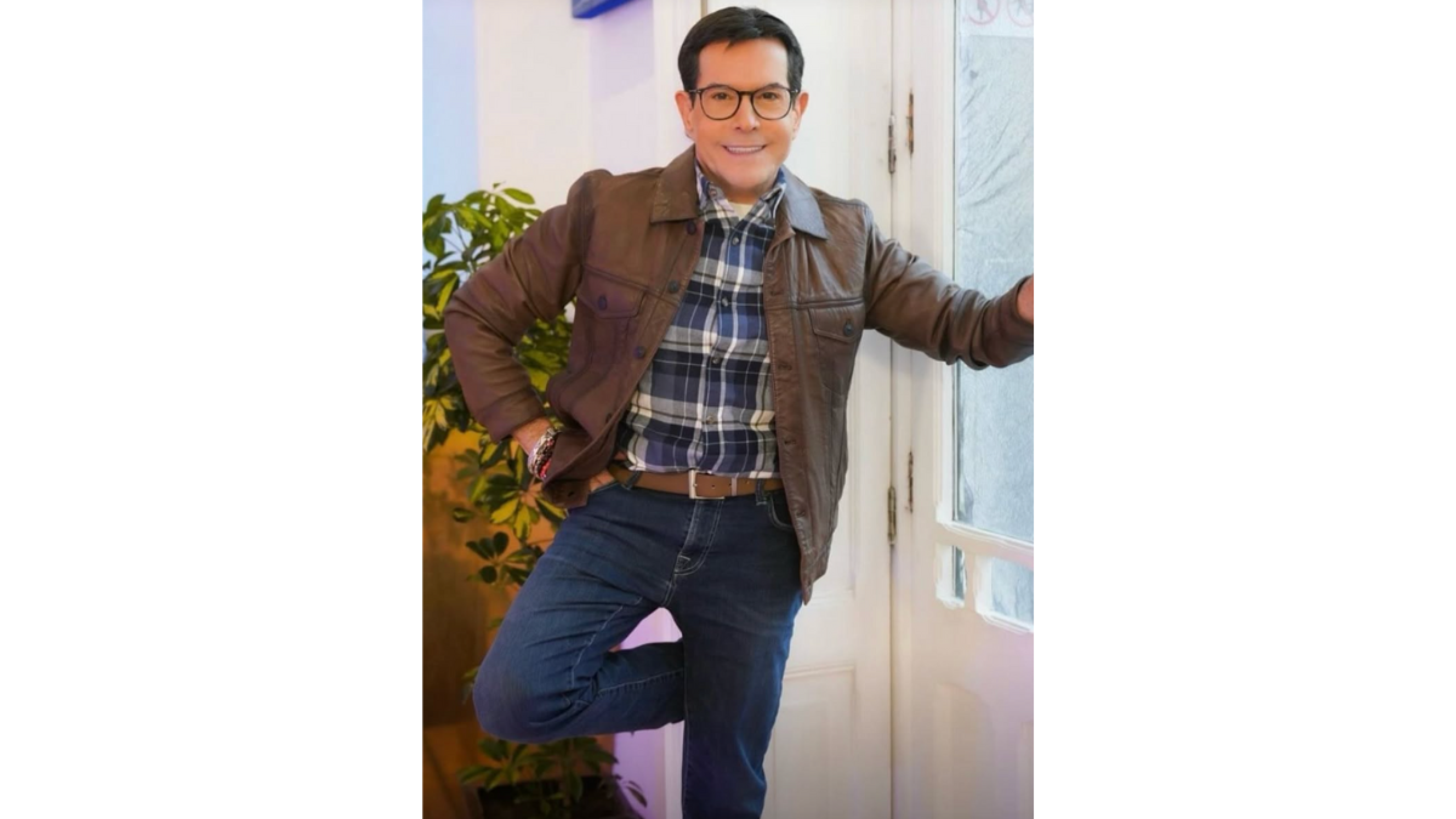 Juan José Origel está de luto