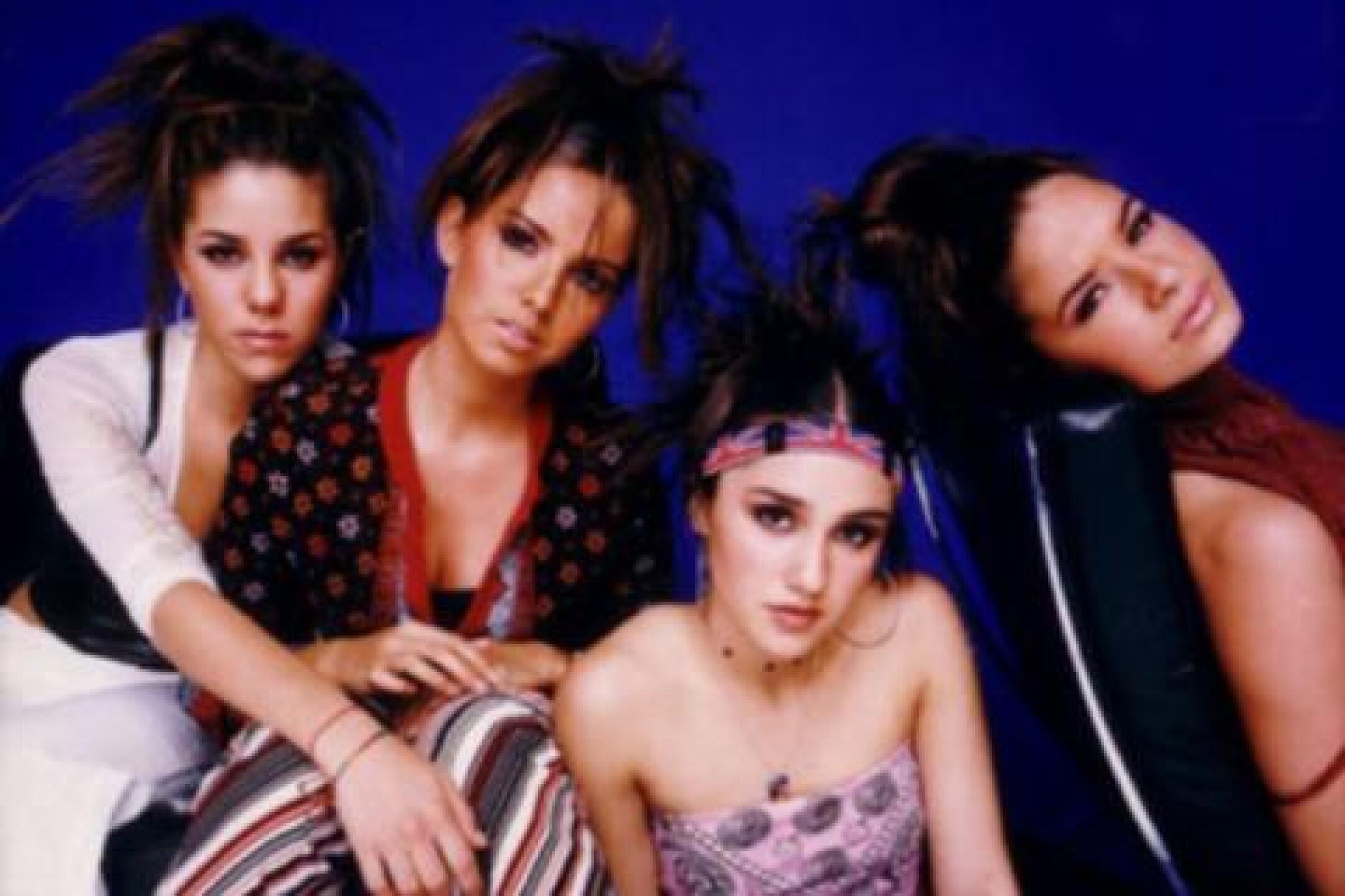 Ambas formaron parte de Jeans.