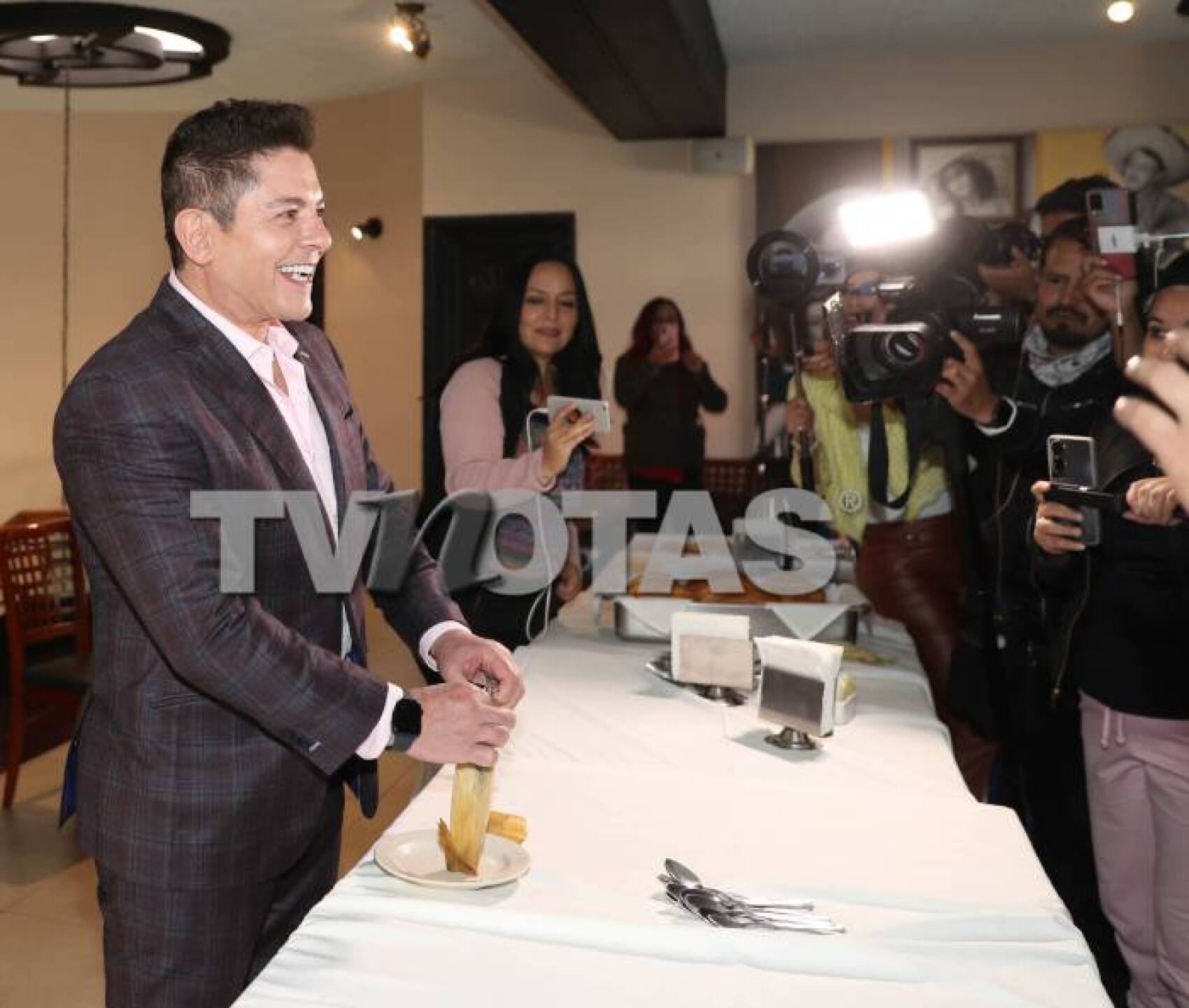 Laguardia dejó en claro que no ha podido ver a su excompañera, Adela Noriega.