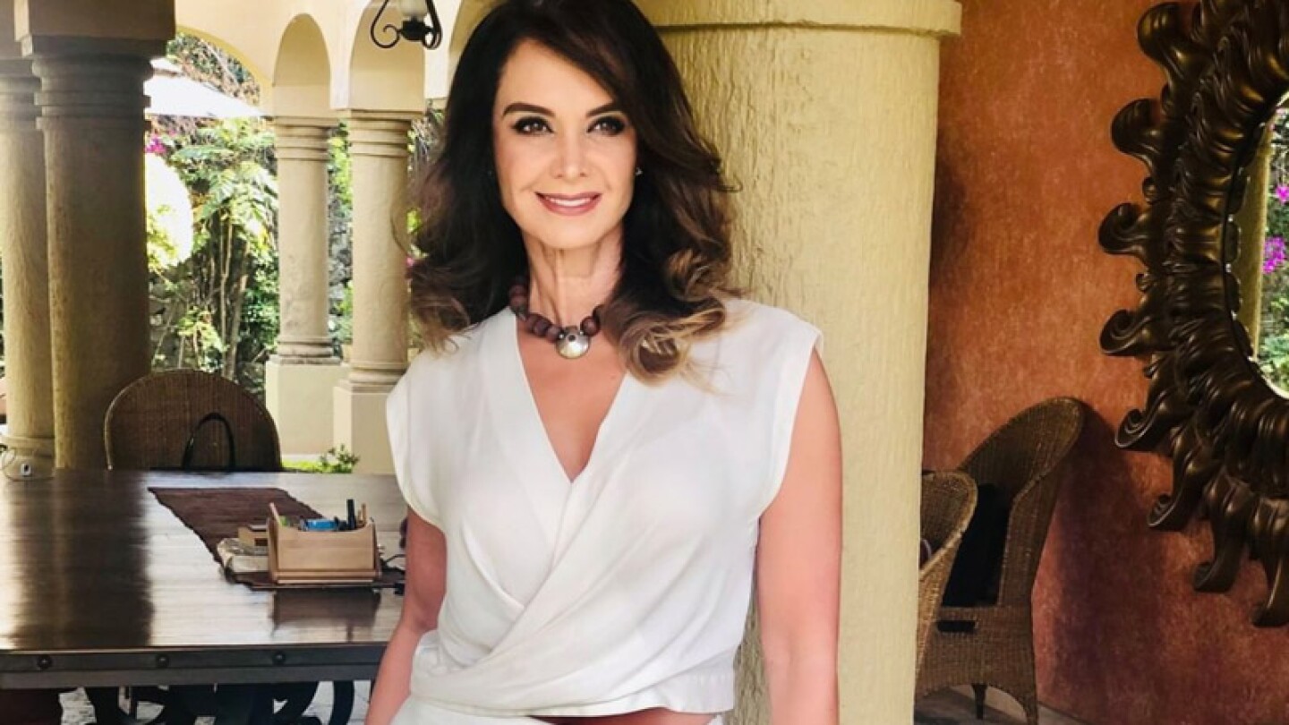 lupita jones amores