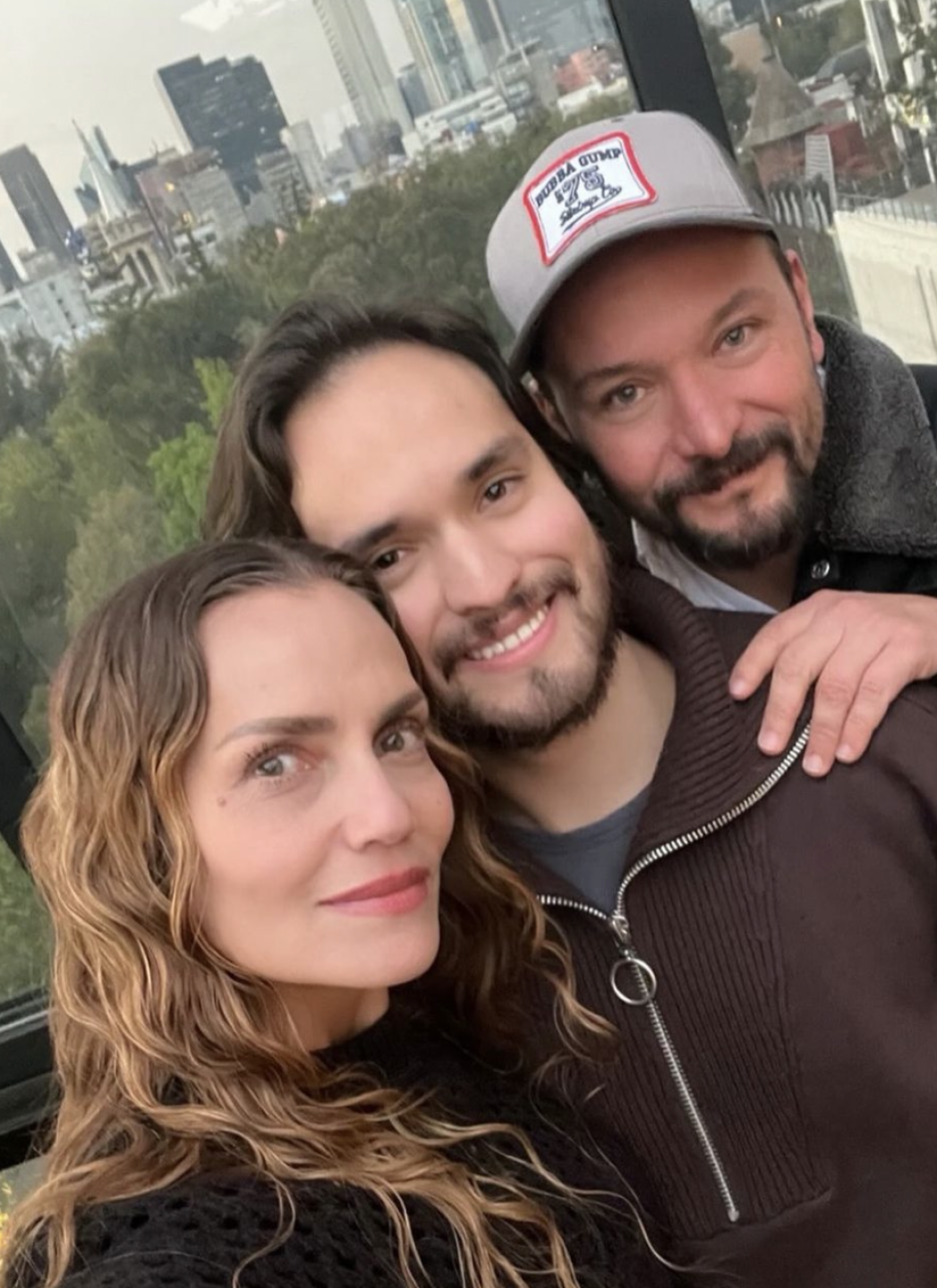 Lei Cachero Hijo de Rodrigo Cachero y Larisa habla de la polémica separación de sus ...