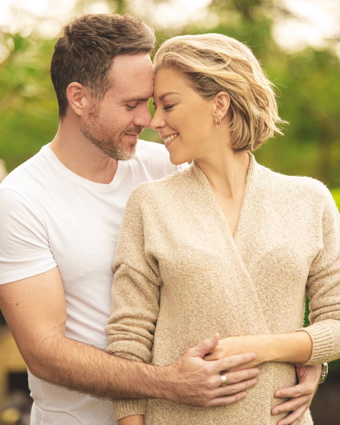 Fernanda Castillo y su esposo