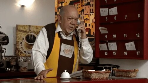 Sergio Corona ¿delicado de salud? Fue visto con tanque de oxígeno