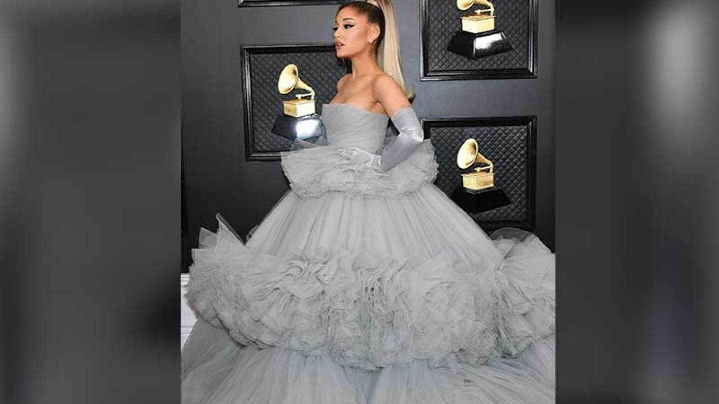 Ariana Grande se convirtió en la reina de la noche.