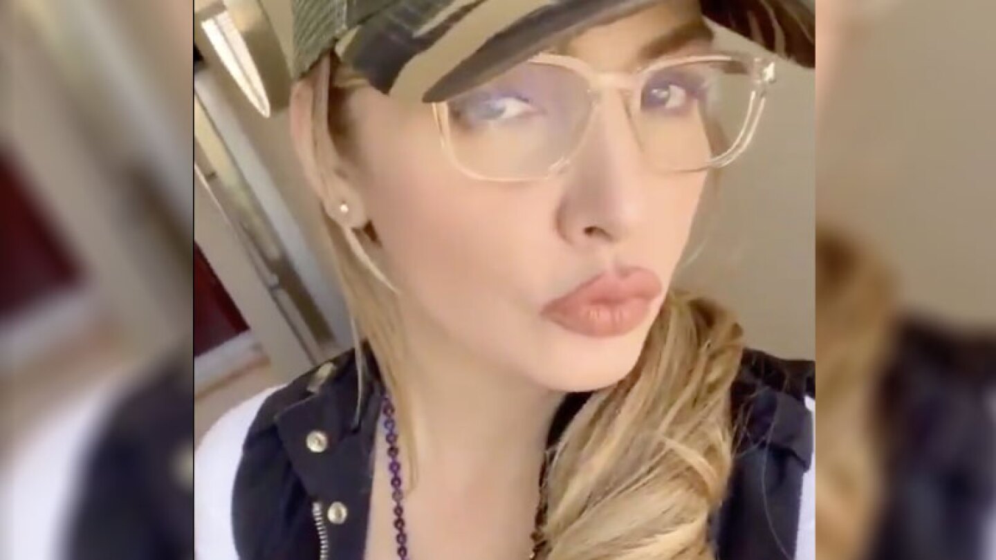 paty navidad cubrebocas