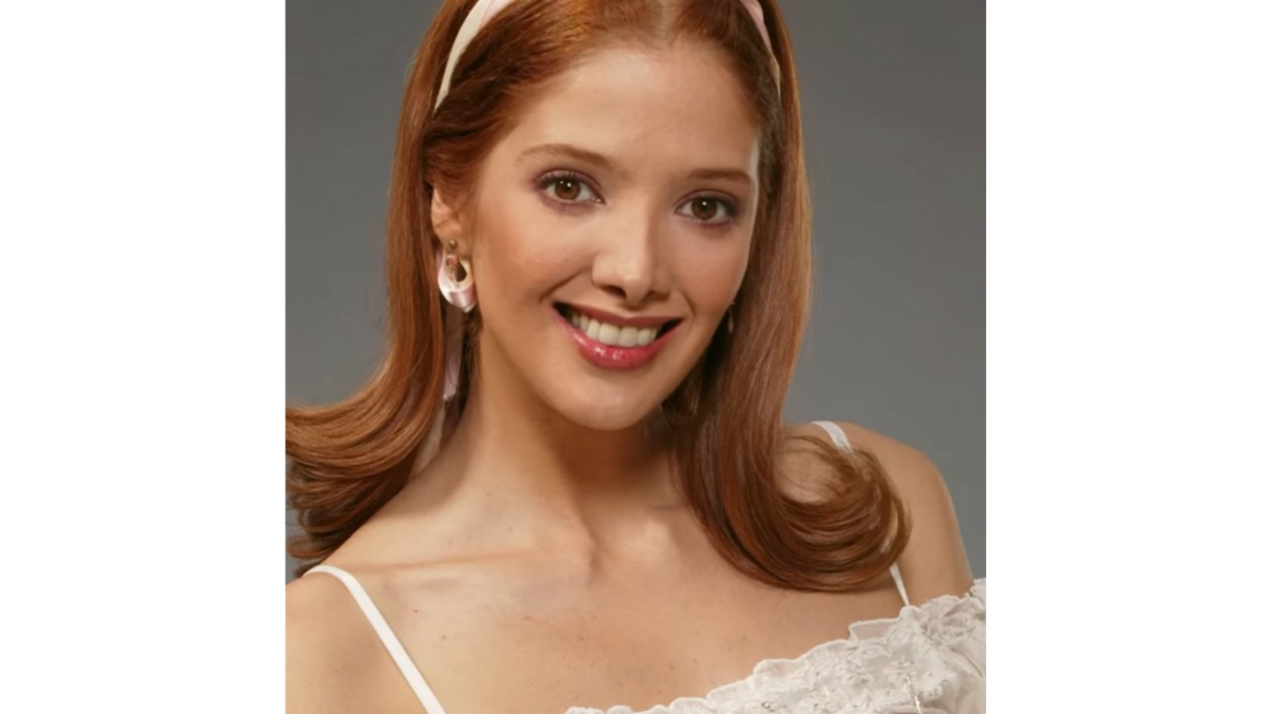 Reyna Noriega, hermana de Adela, compartió una fotografía junto a su hermana