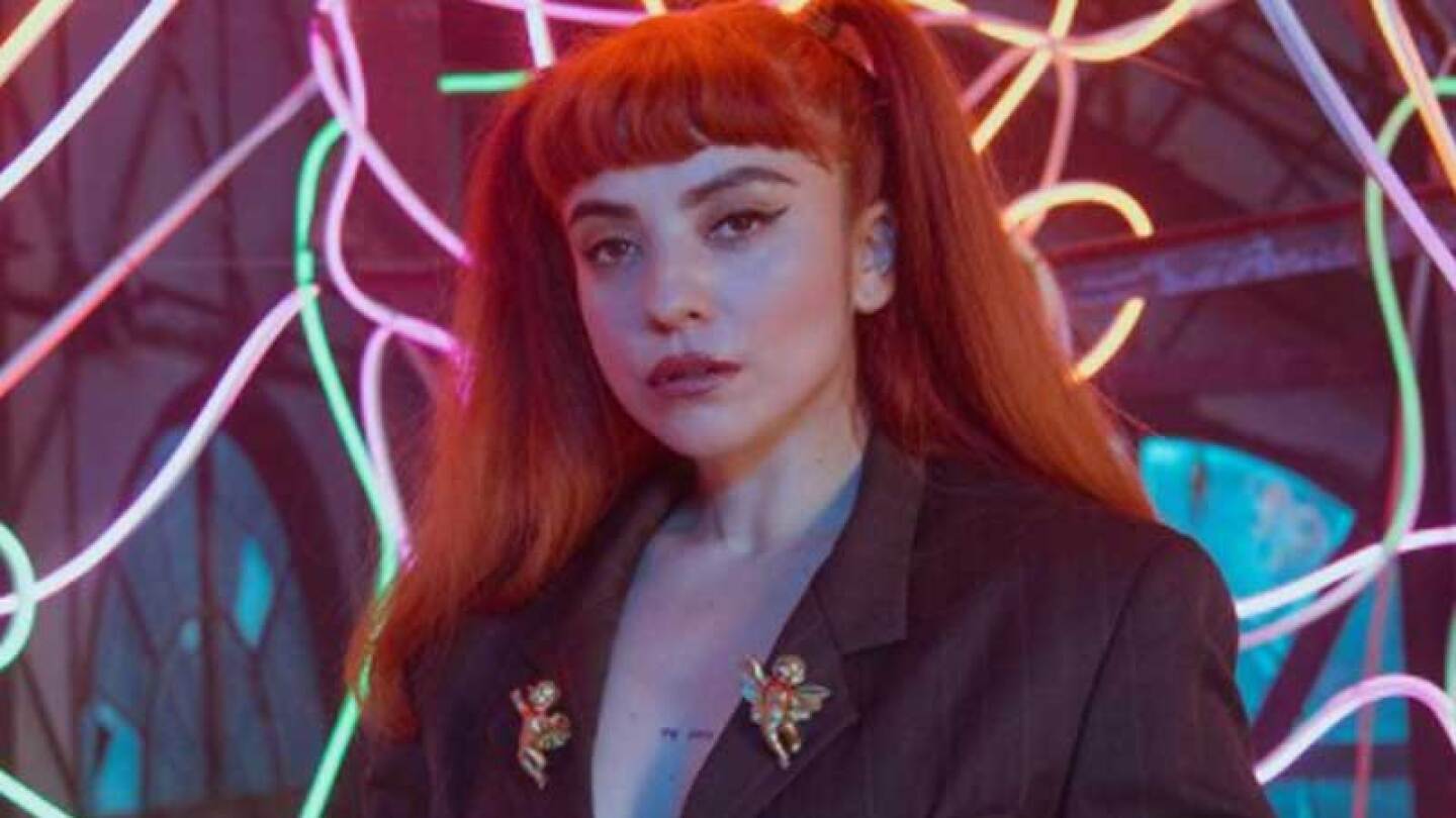 Mon Laferte revela el género y nombre de su primer bebé