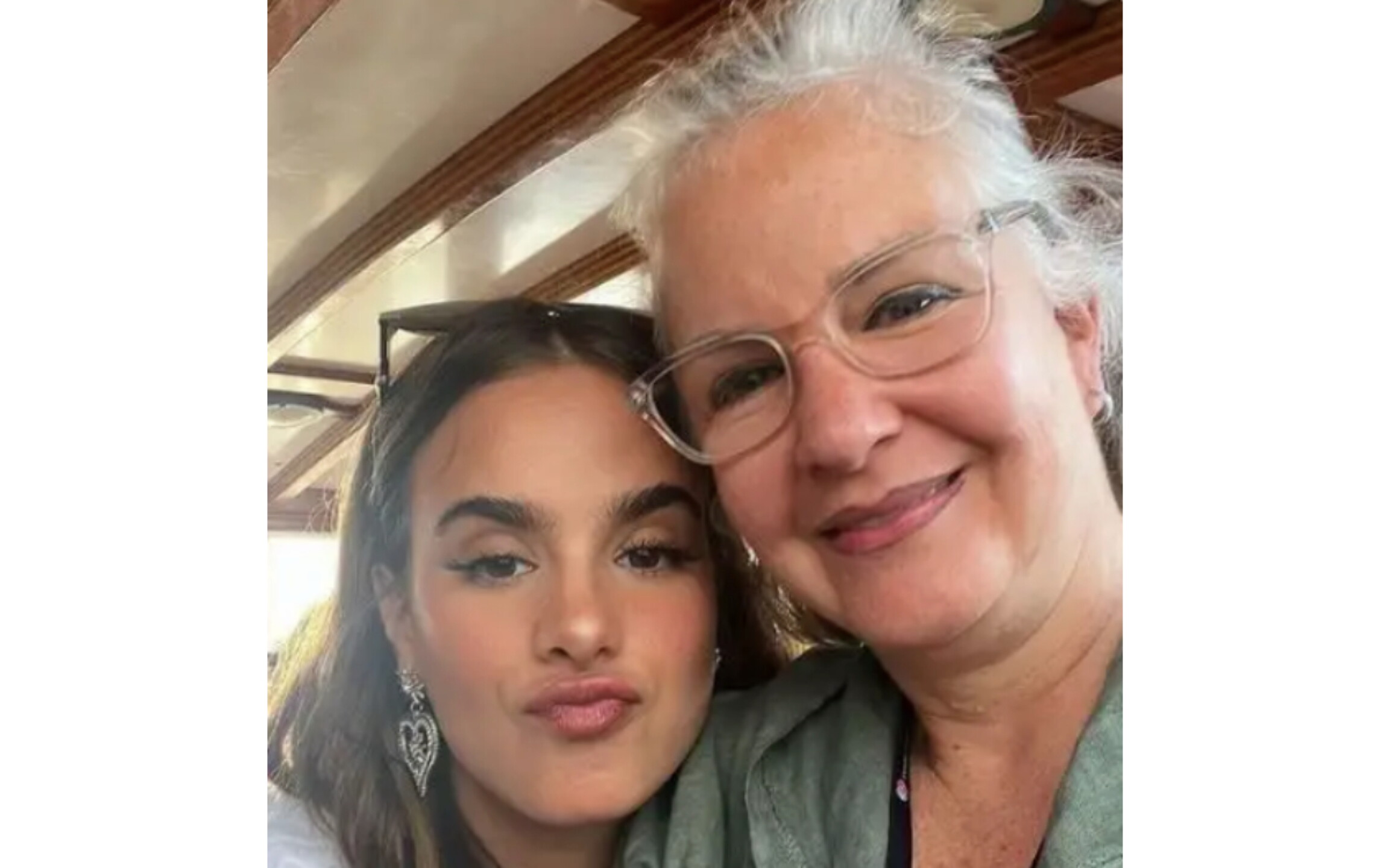 Gala Montes y su mamá