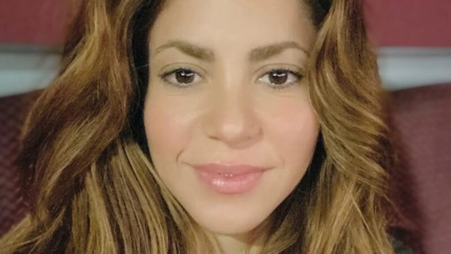 Shakira sorprende bailando con sus hijos