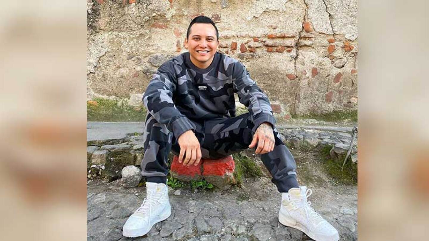 Edwin Luna tuvo acceso fácil al alcohol, debido a que comenzó a cantar en bares y muchos de los clientes le pagaban 'la jarra'.