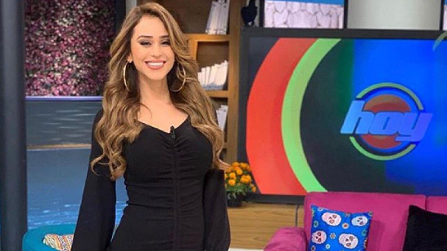 Yanet García sacude sus grand3s enc4ntos mientras hace un anuncio importante