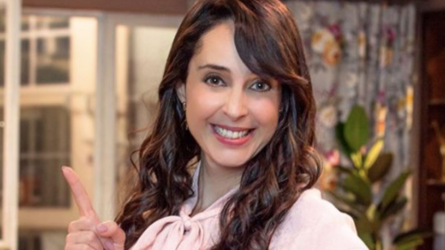 Irán Castillo presumió su pancita de embarazo.