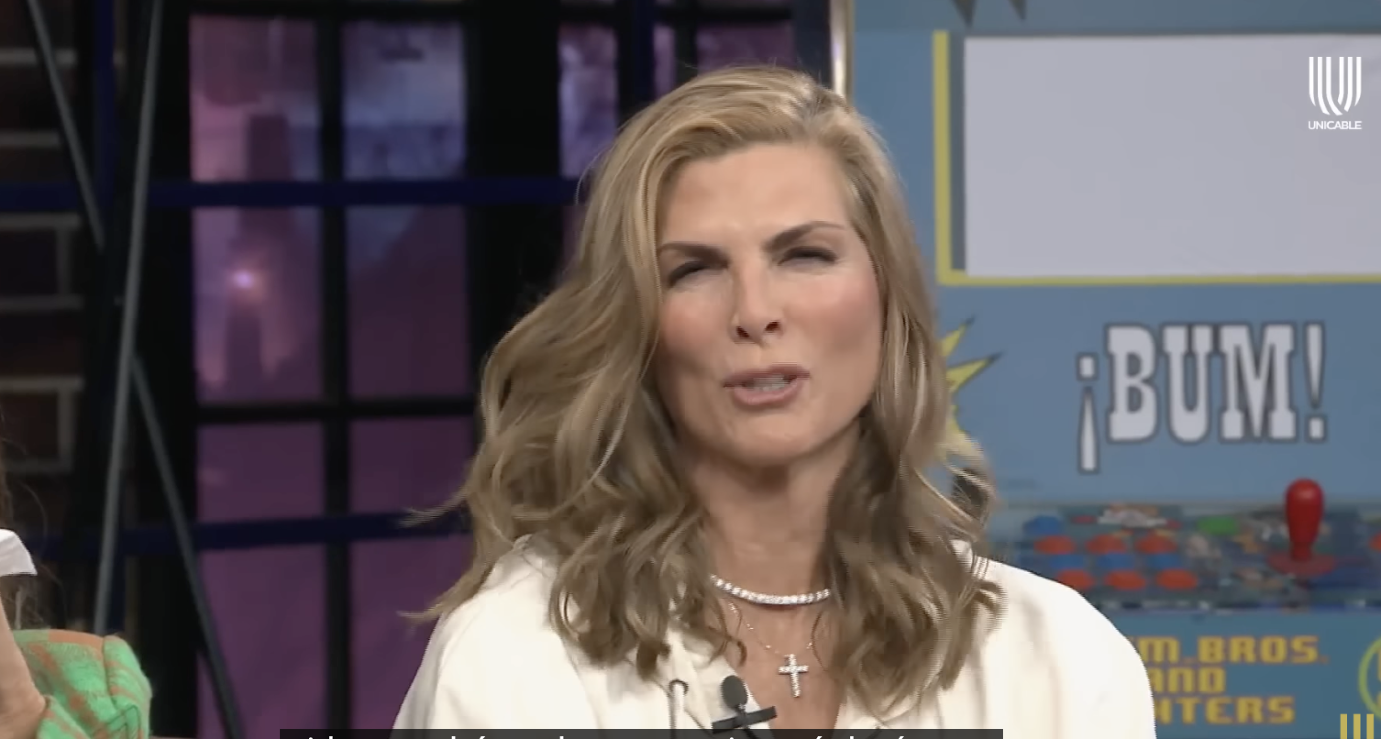 Montserrat Oliver e hija de Alejandro Fernández