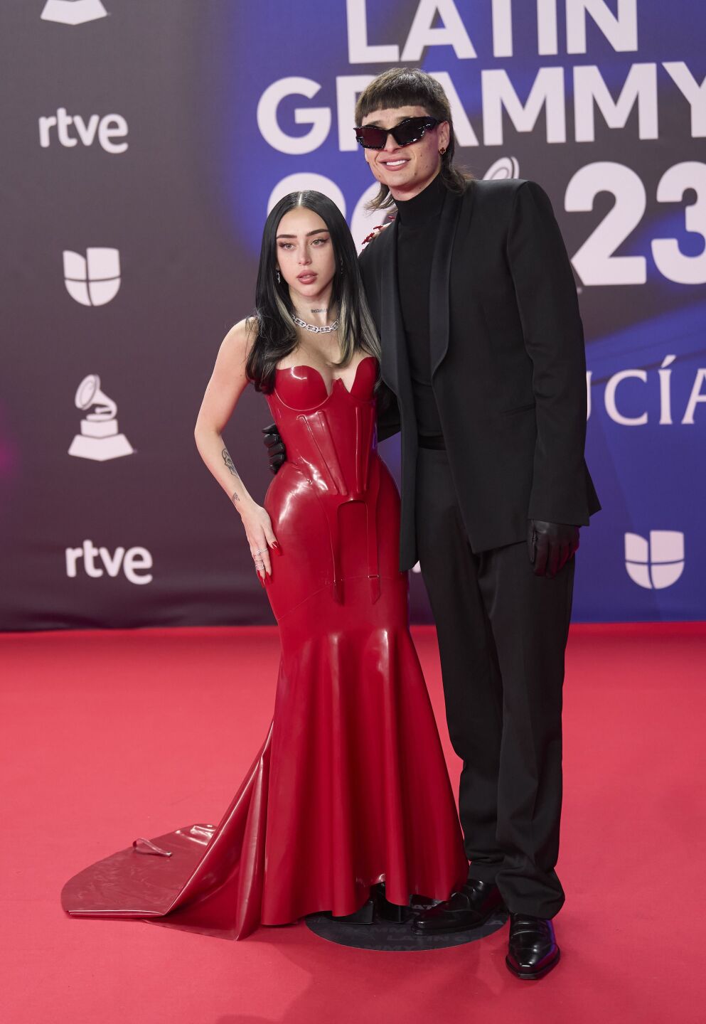 Peso Pluma y Nicky Nicole