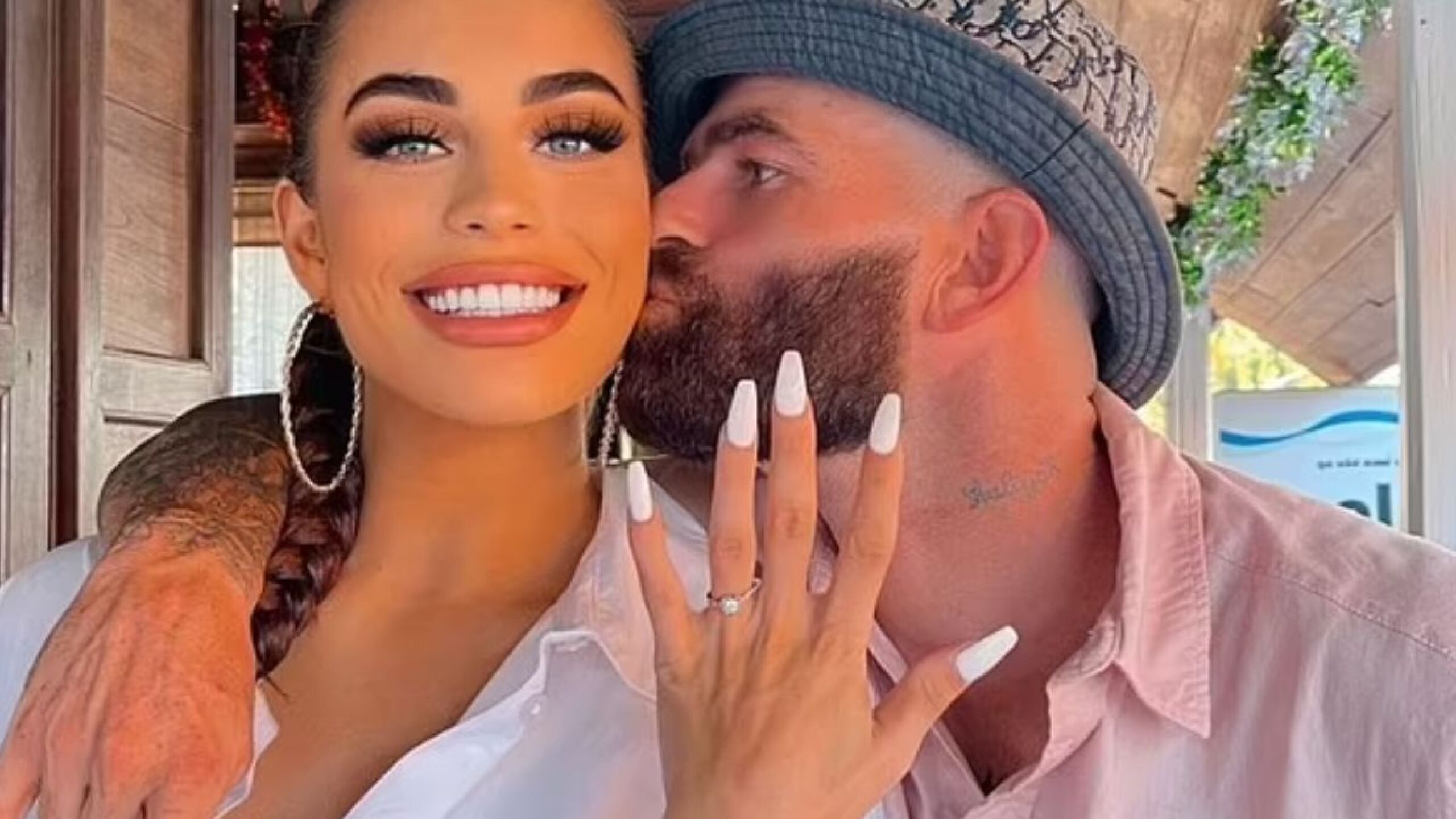 Muere expareja de Katie Salmon, estrella de “Love Island”, dejando una hija pequeña en vida
