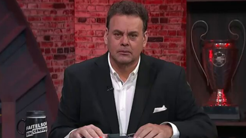 Agreden sexualmente a David Faitelson en el Akron