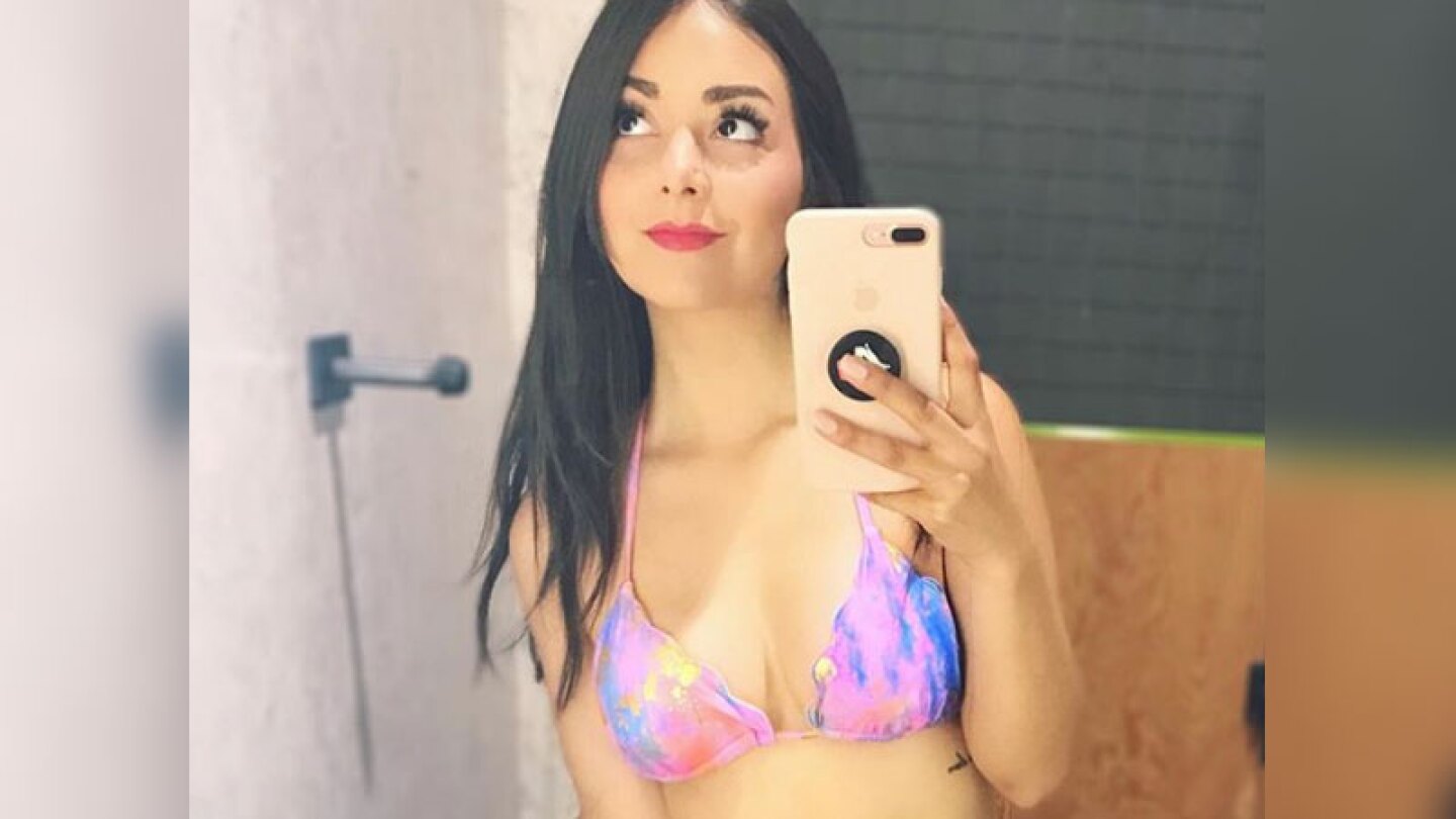 Caeli presume sus encantos en redes sociales