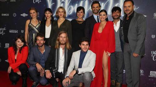 Este fin de semana llegará a la pantalla grande la película “Dibujando el cielo”, protagonizada por Maite Perroni e Iván Sánchez.