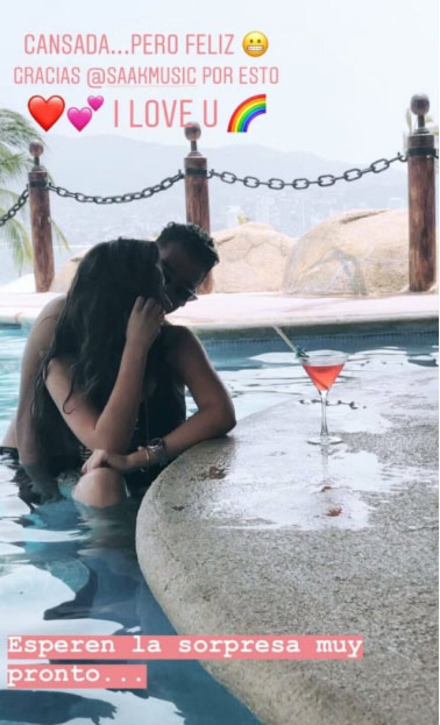 Sofía Castro es captada muy cariñosa con otro hombre que no es su novio