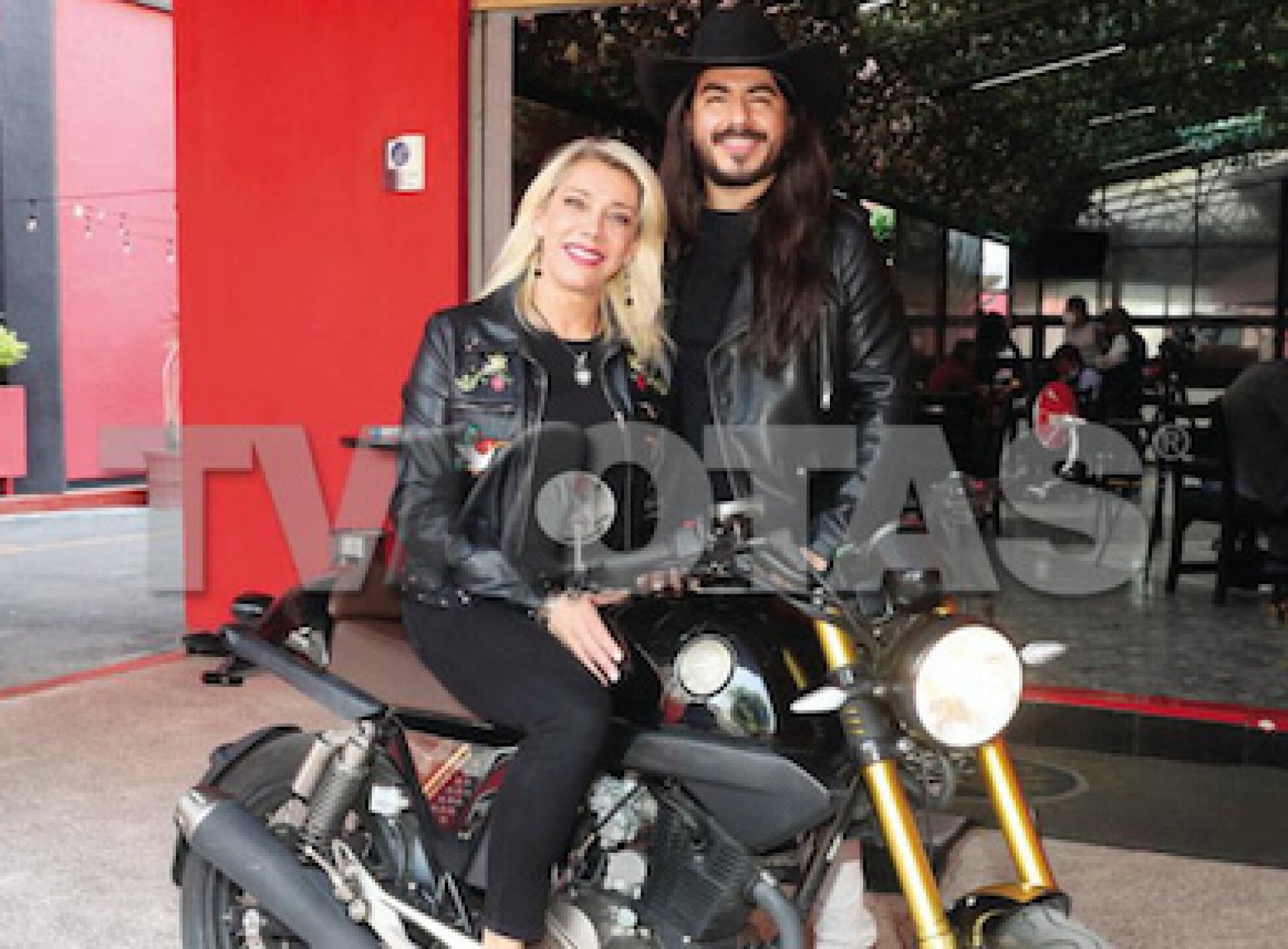 Cynthia Klitbo y Rey Grupero tuvieron una relación de 6 meses