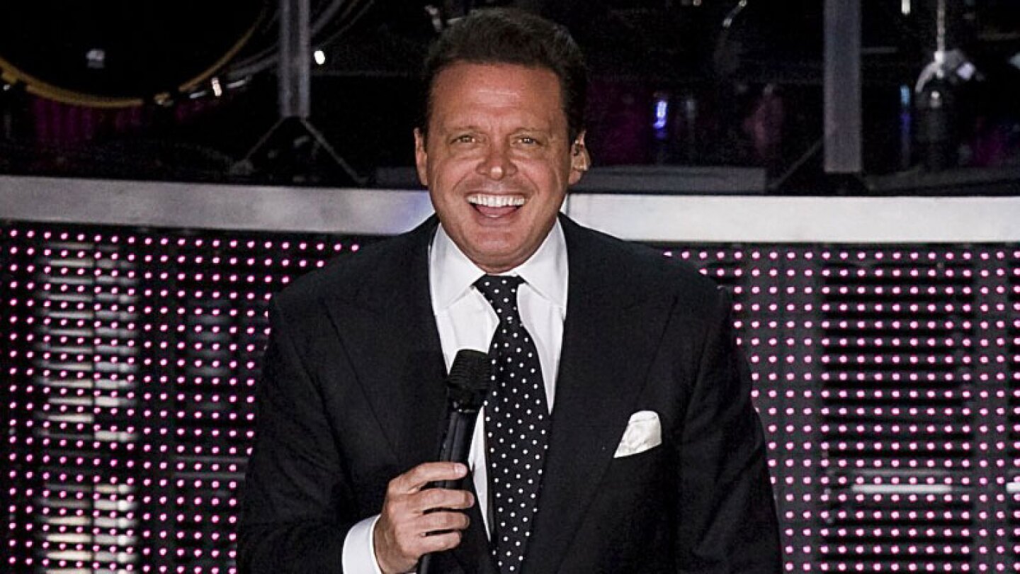 Luis Miguel ya se pasó y estas son las estrictas normas que impuso a su staff.