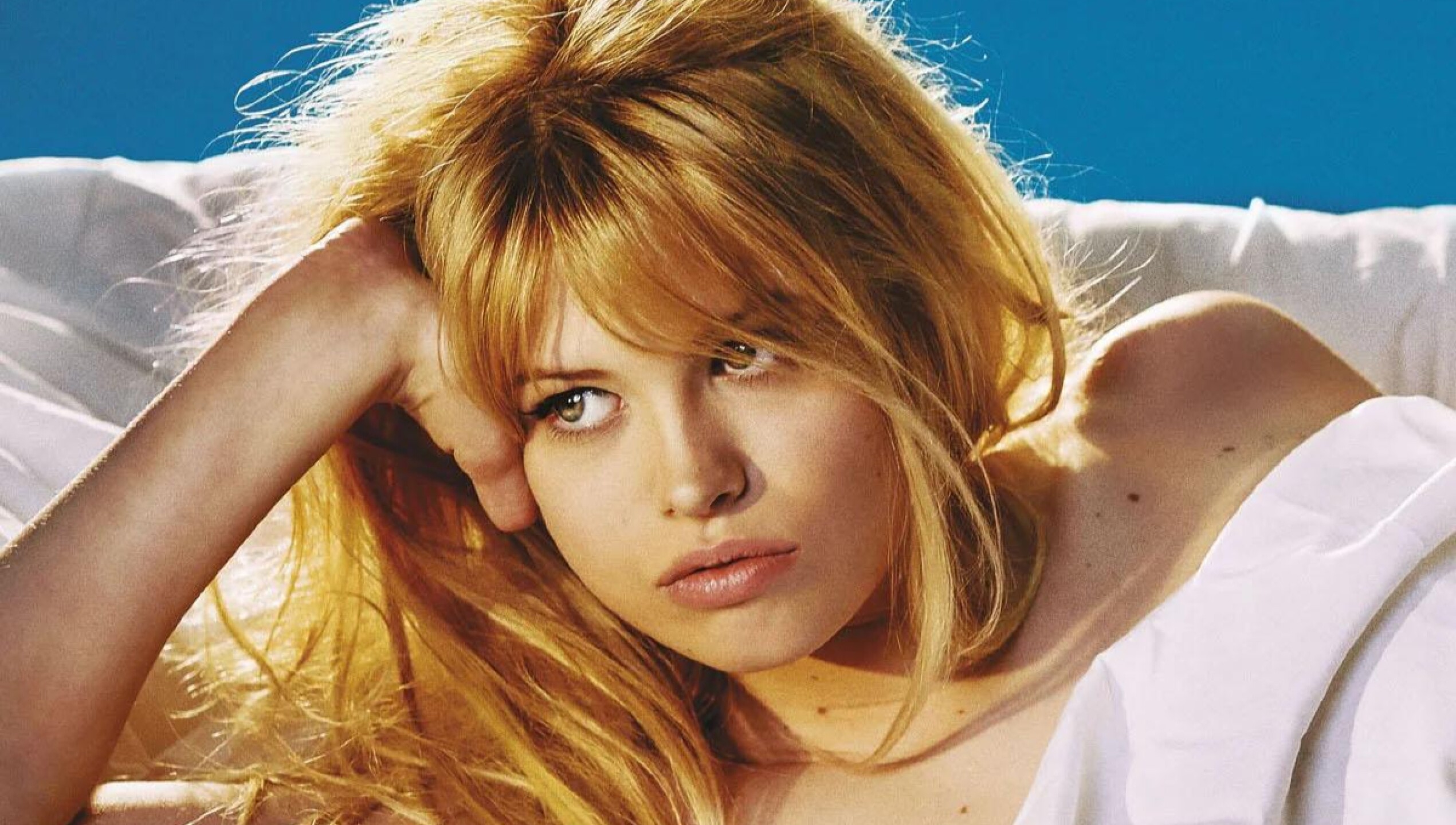 brigitte-bardot-funeral (1).jpg