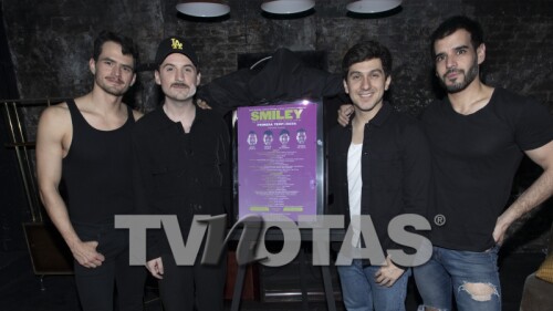 Smiley obra de teatro