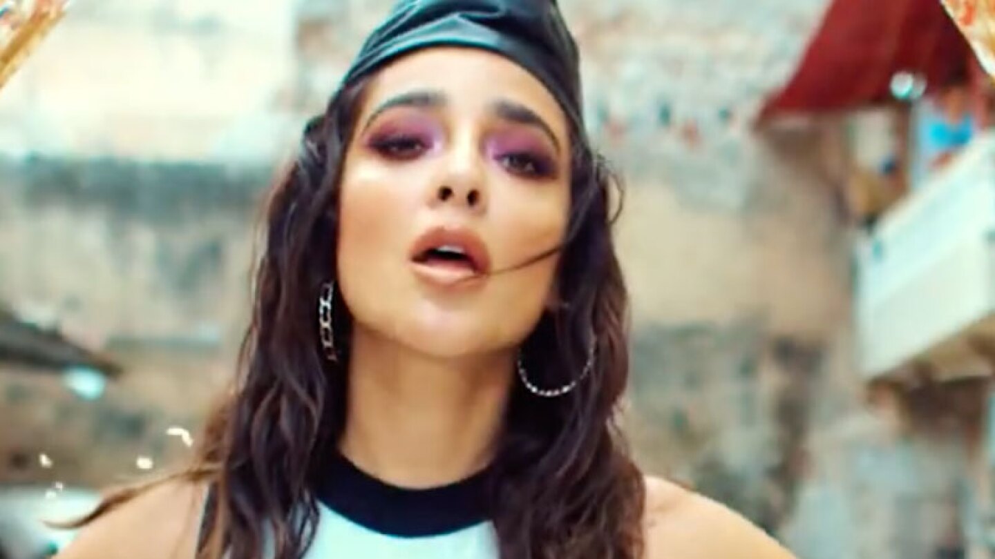 Lo lanzó hace unas horas y ya tiene más de 200 mil reproducciones