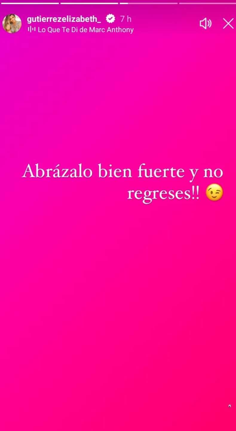 Elizabeth reaccionó en sus historias de Instagram