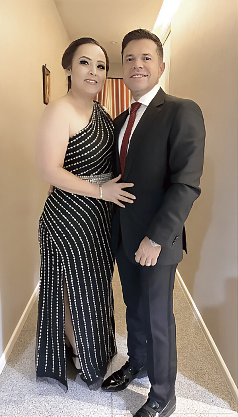 Jorge Medina y su esposa