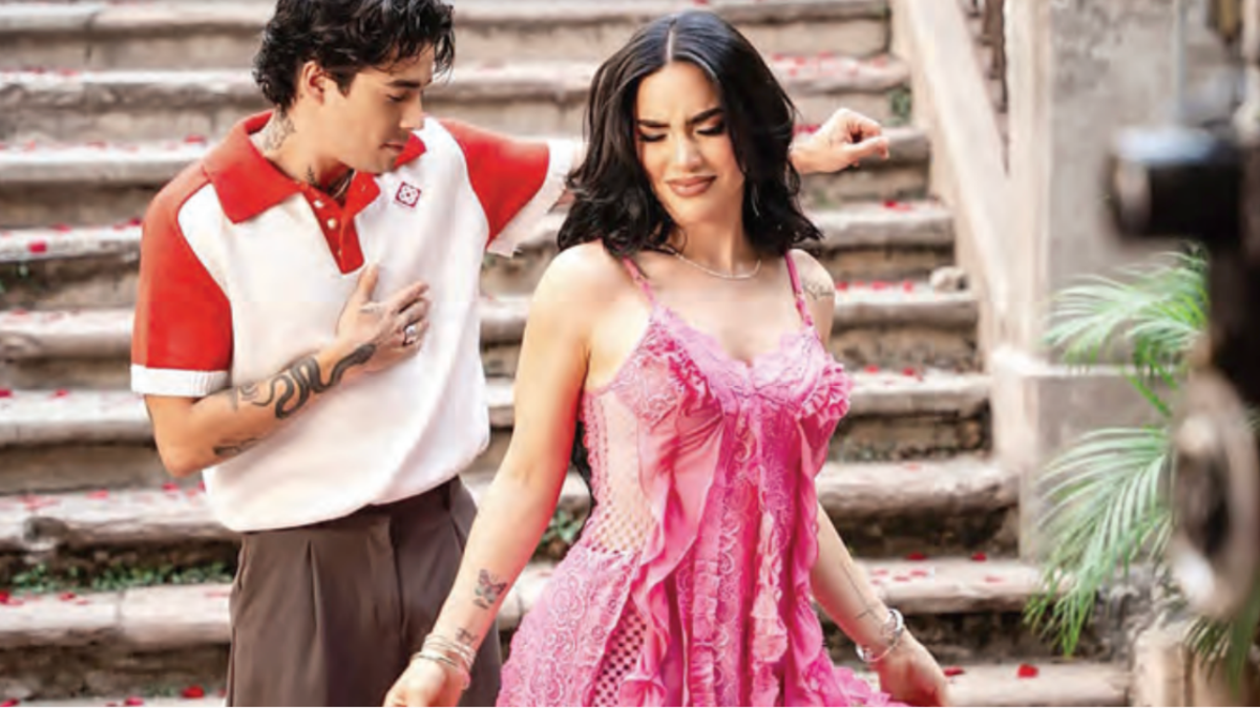 Mario promociona su nuevo tema 'Mamá' junto a Kimberly Loaiza.png