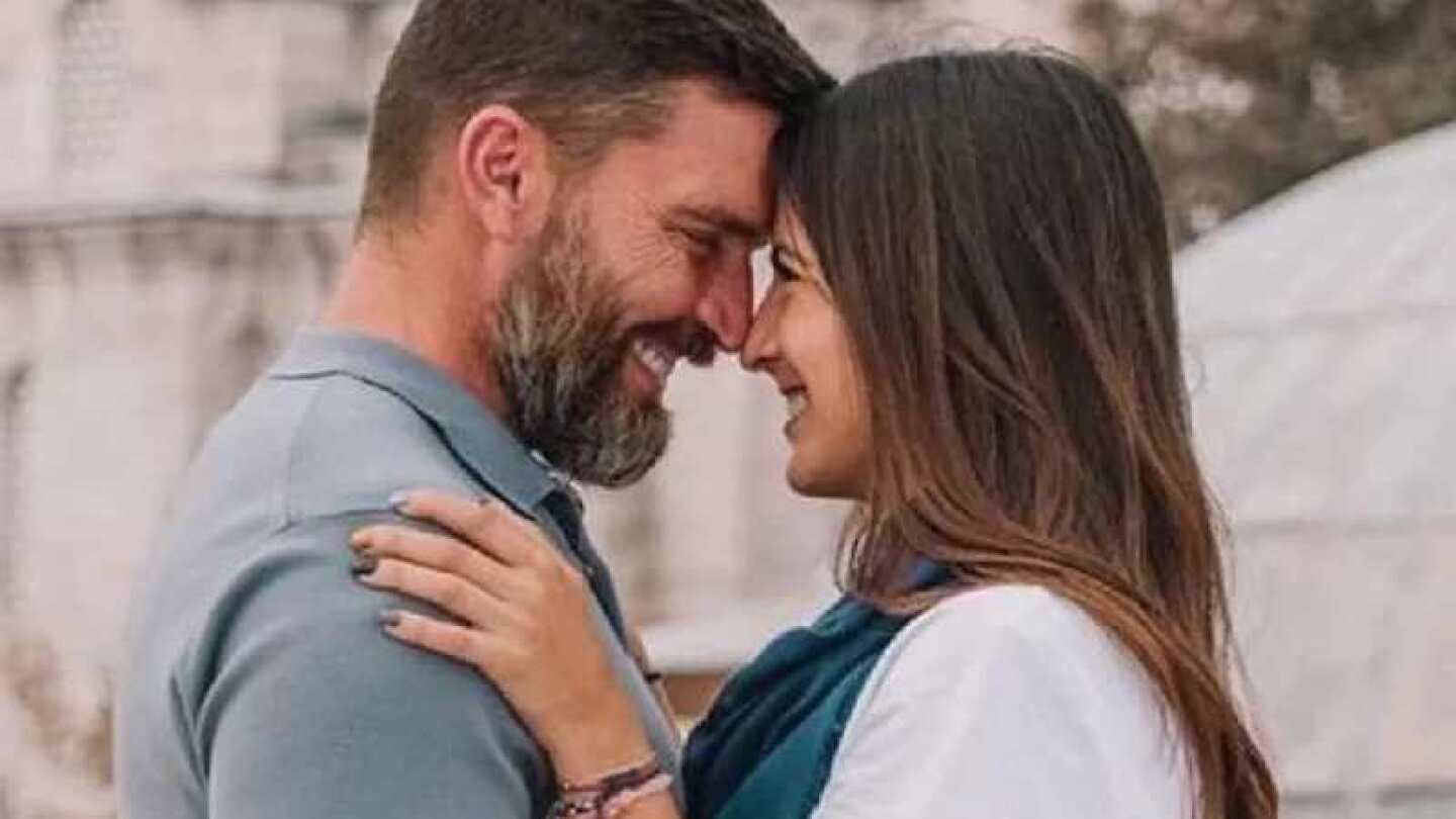 Julián gil y su novia