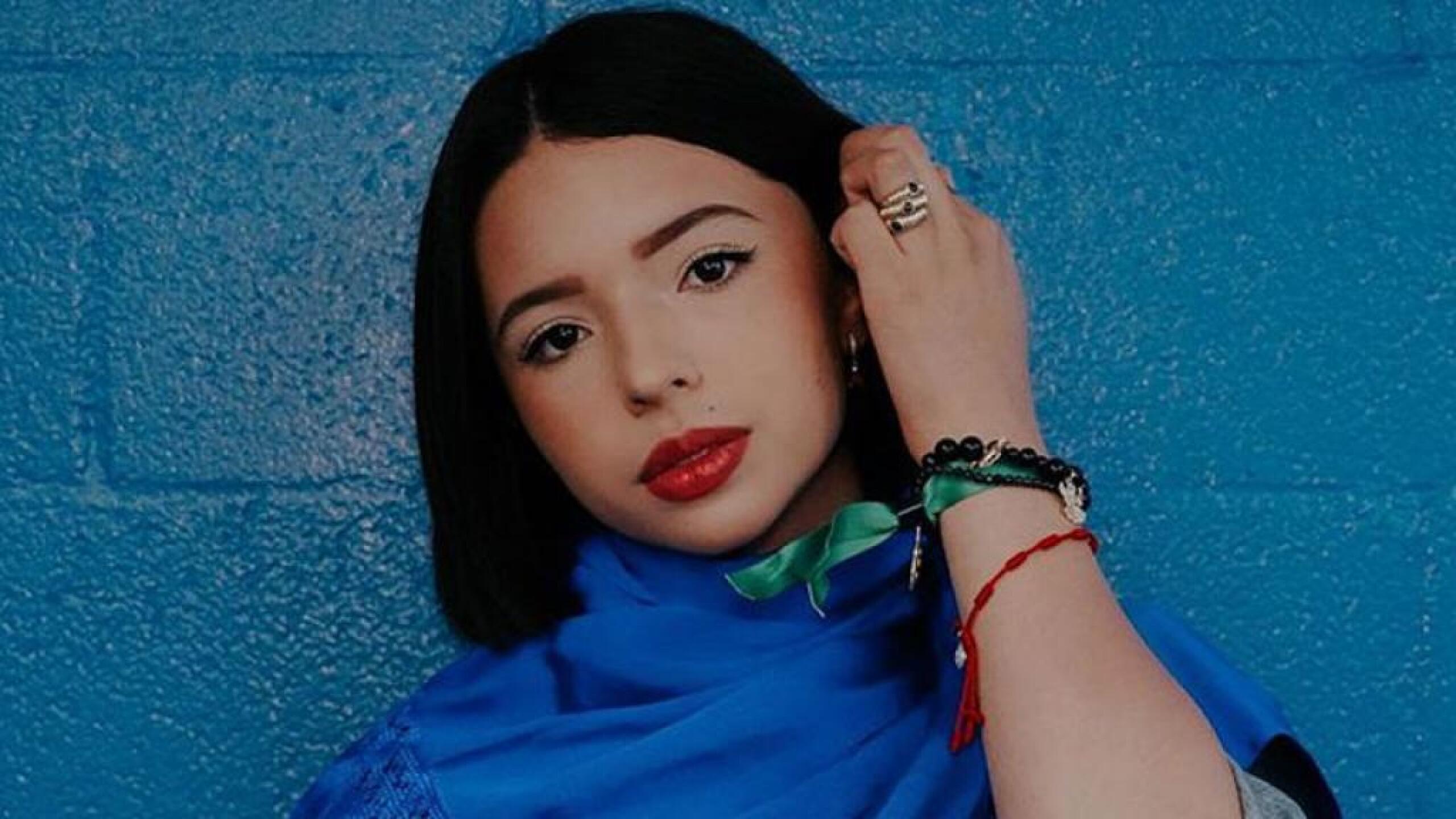 Ángela Aguilar estrena nuevo disco.