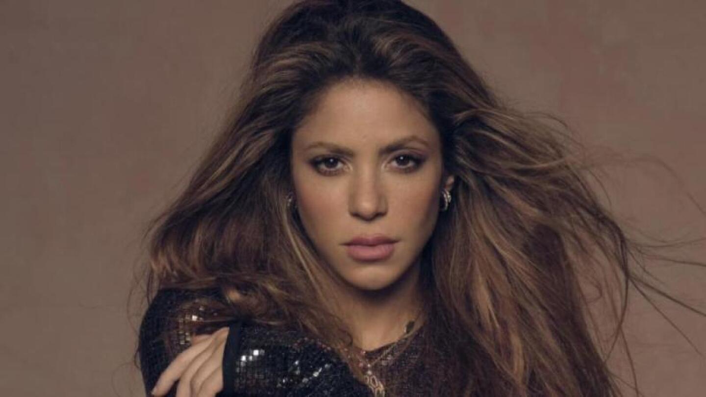 Shakira aclara su situación sentimental tras ser captada junto a su instructor de surf