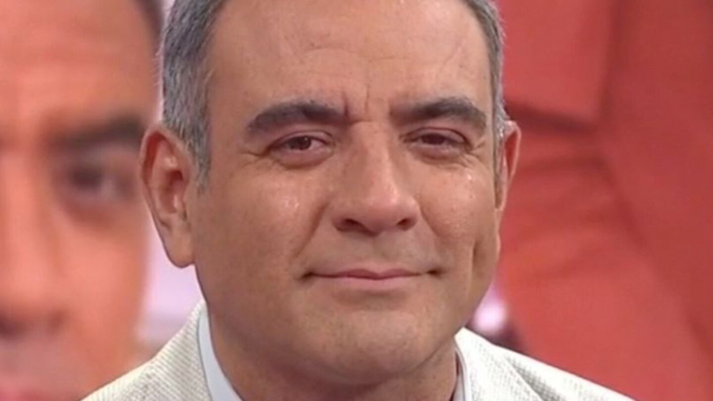 Héctor Sandarti se despide entre lágrimas de ‘Un Nuevo Día’