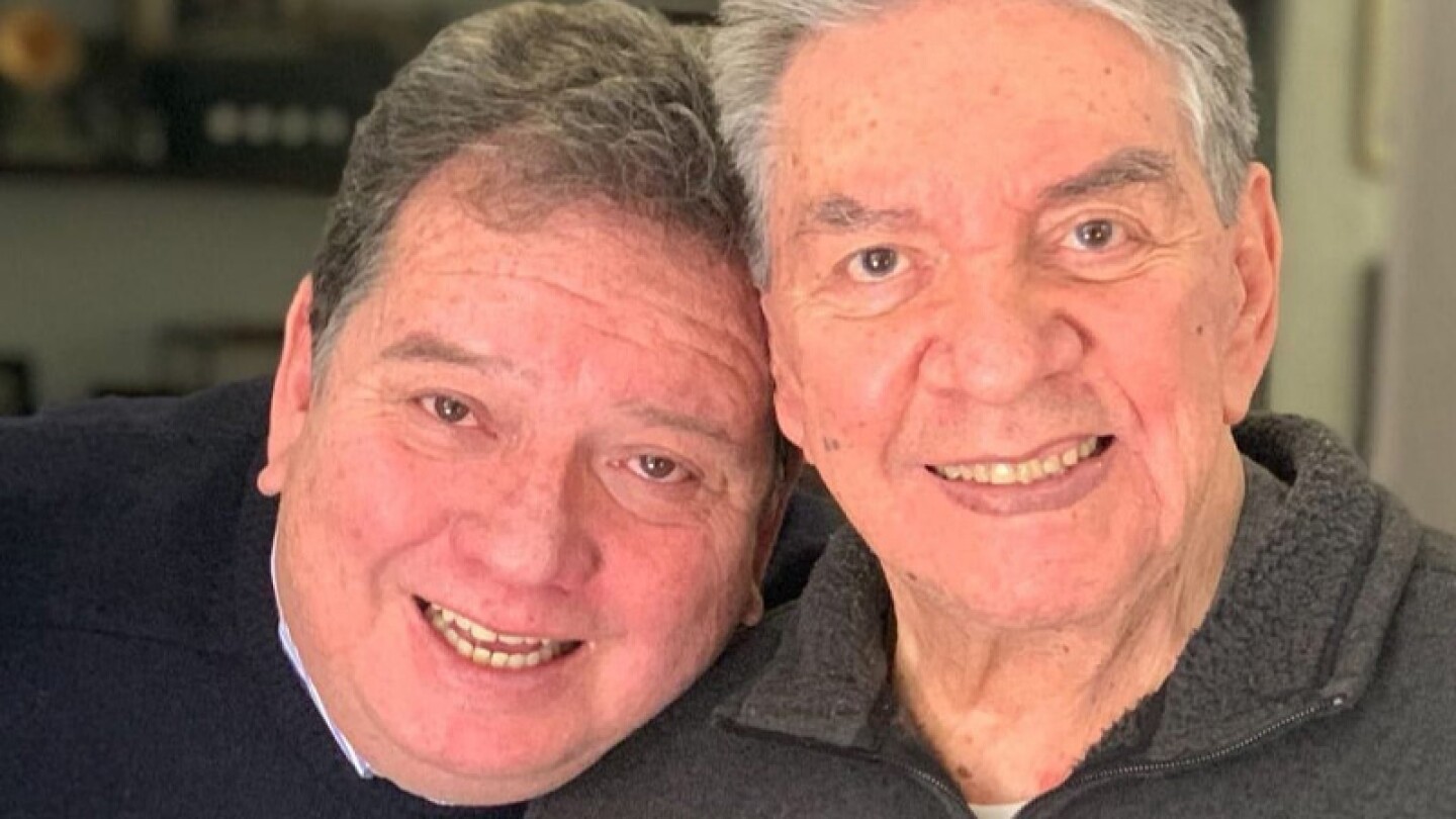 Coque Muñiz comparte foto de su papá por su cumpleaños 90