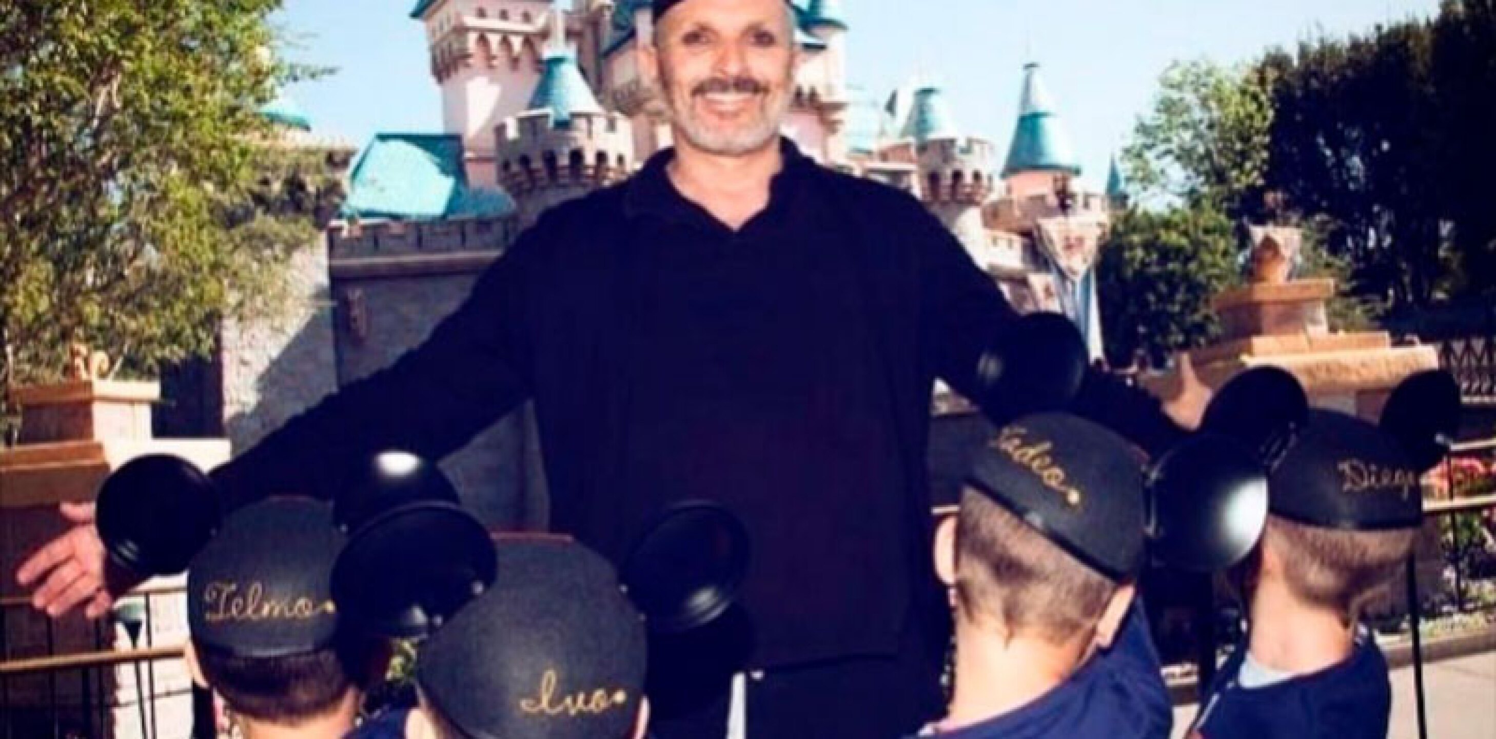 Miguel Bosé y sus hijos