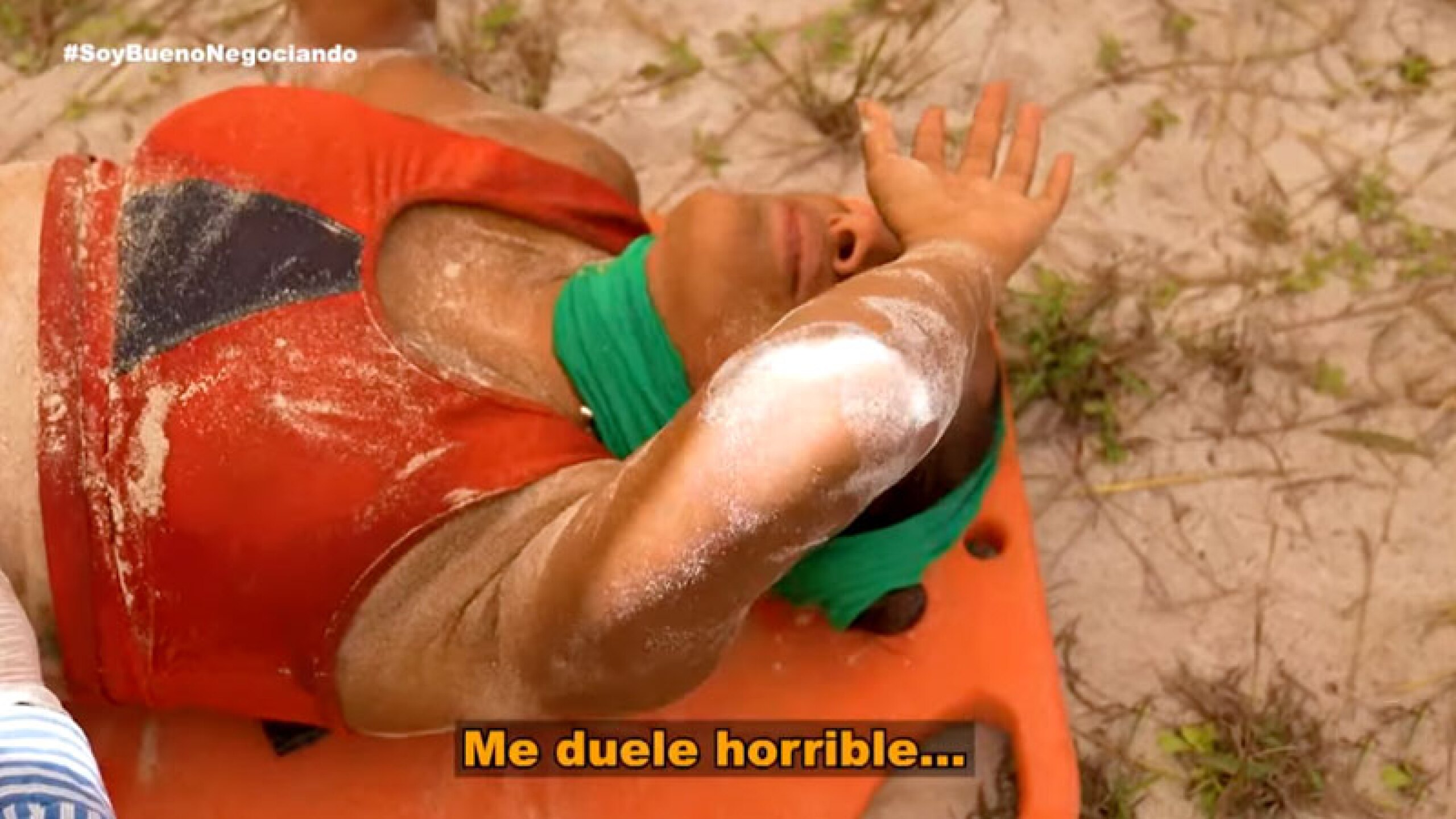 Toñita lesionada en Survivor México