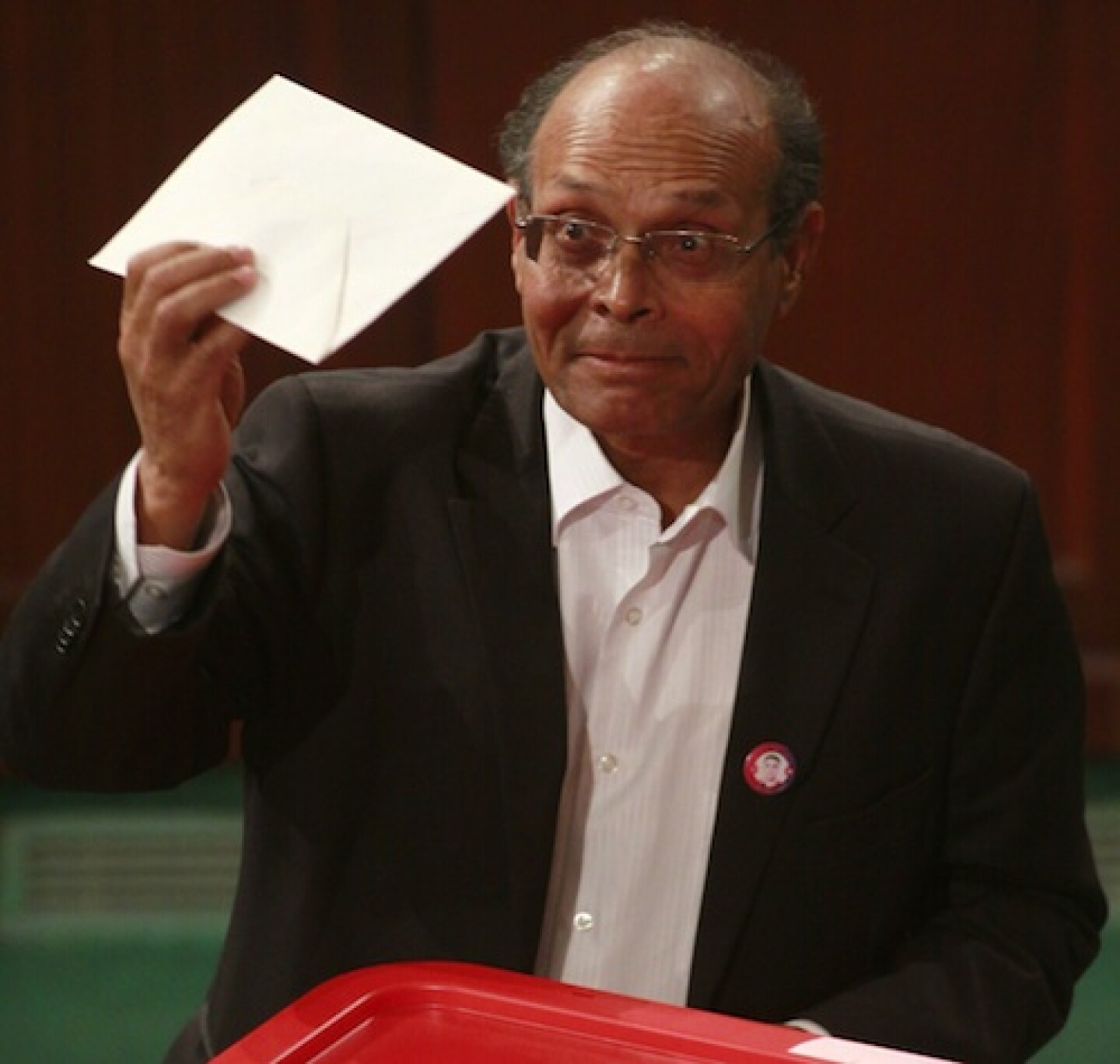 Moncef Marzouki habló sobre lo que será su gobierno enfrente de Túnez. Foto: EFE