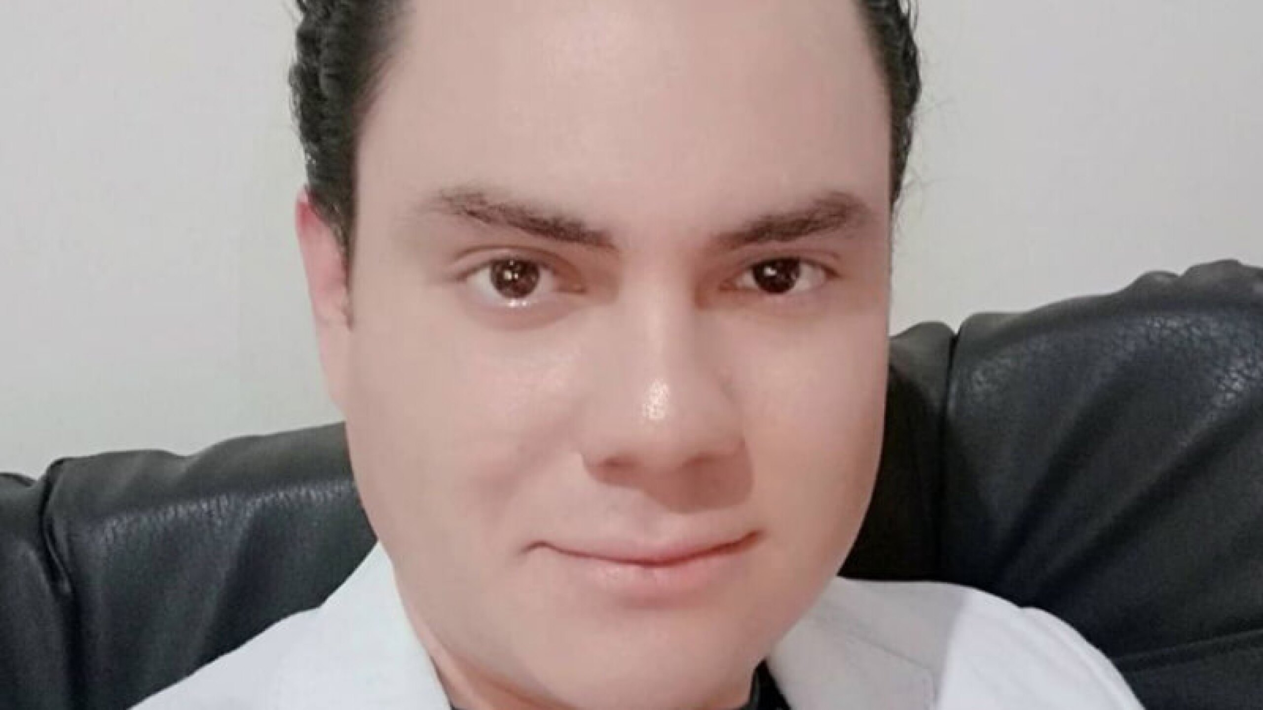 Manuel José pide prueba de ADN