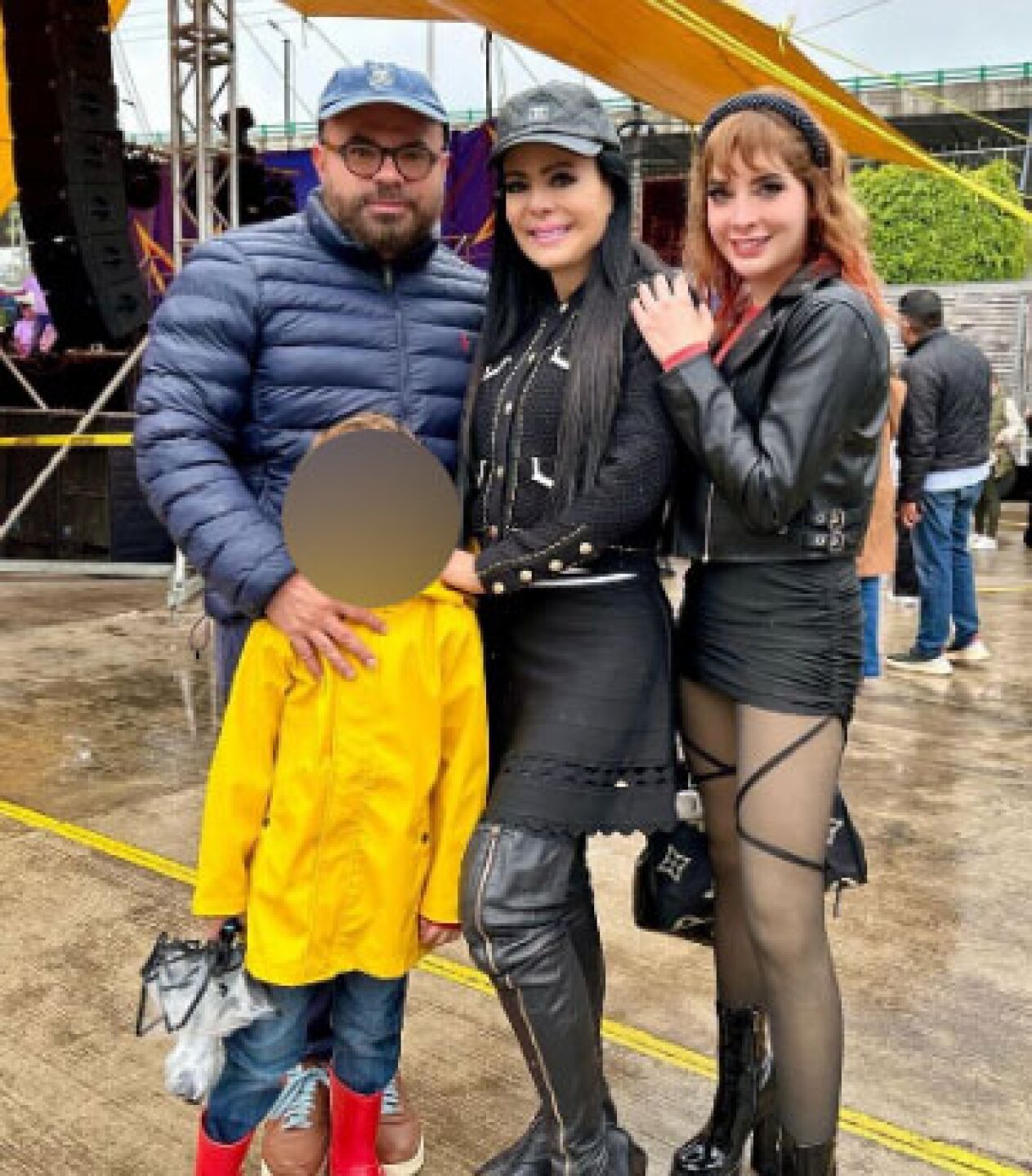 Nieto de Maribel Guardia con su familia en su debut