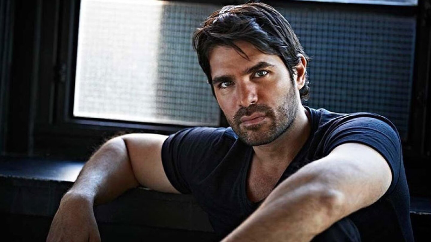 eduardo verastegui trabaja trump
