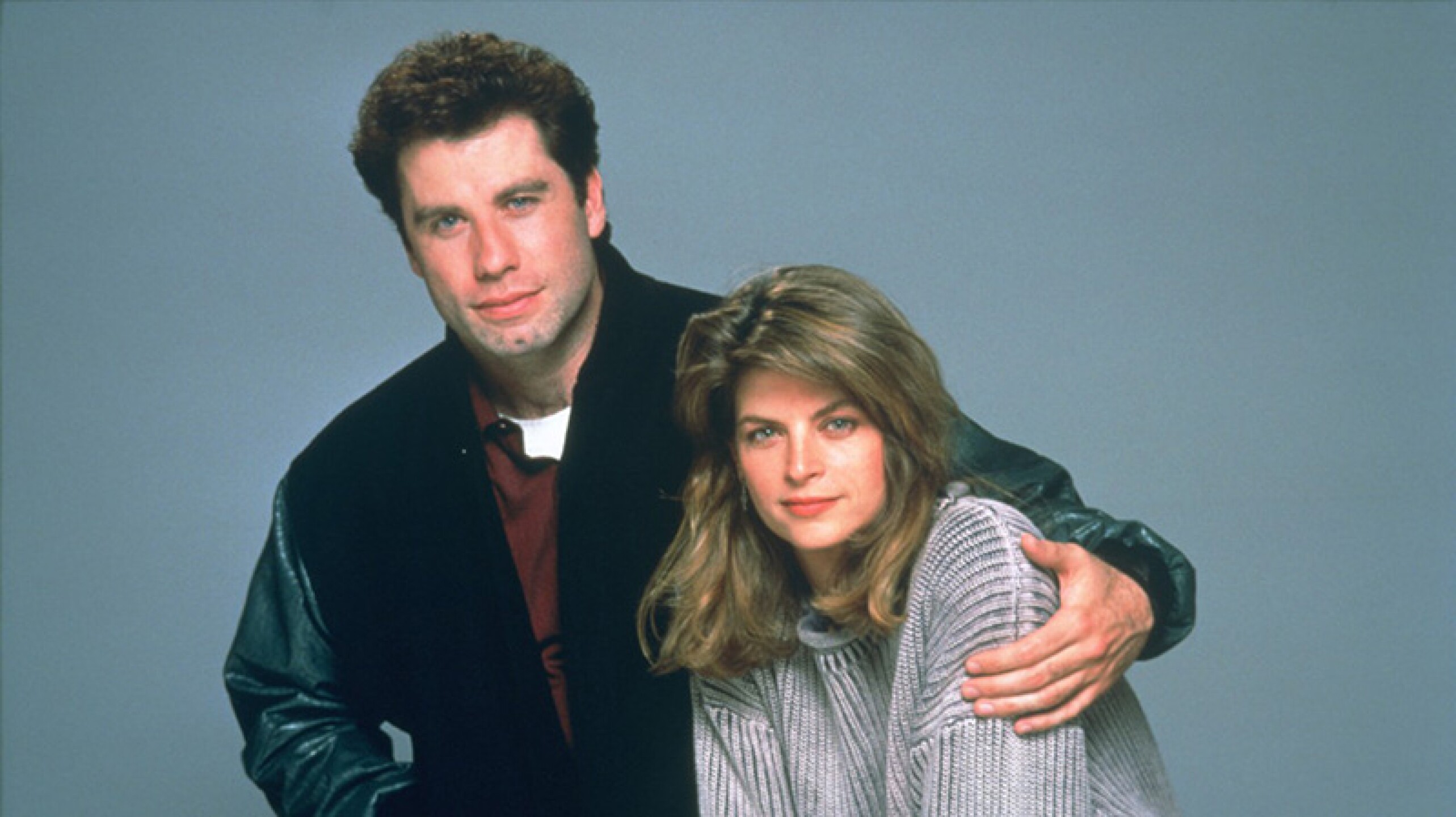 Falleció Kirstie Alley quien fuera pareja de John Travolta en Mira quien habla